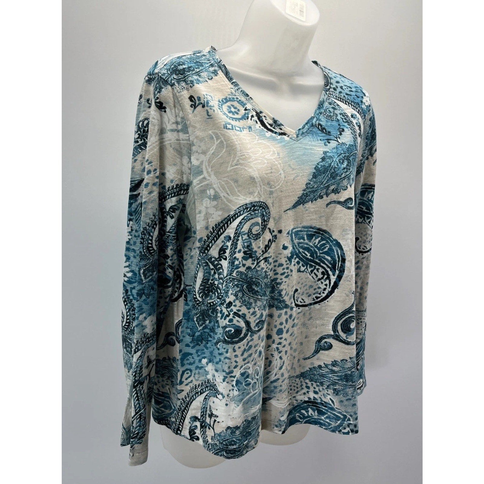 Chicos Shirt Womens 1 M Blue Ombre Paisley Cotton Long Sleeve