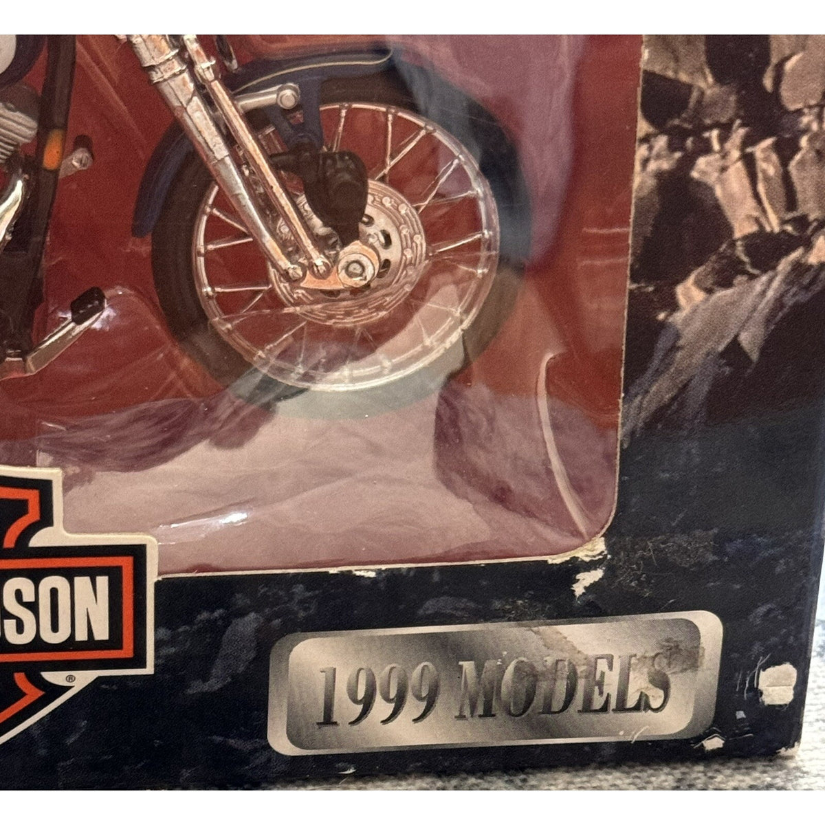 1999 Maisto Harley Davidson #31360 Series 2 1999 FXSTS Springer Softail NIB