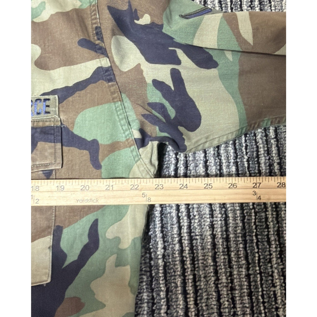 VTG 80s US Military Air Force Woodland Camo Field Jacket Patches Mens M Regular