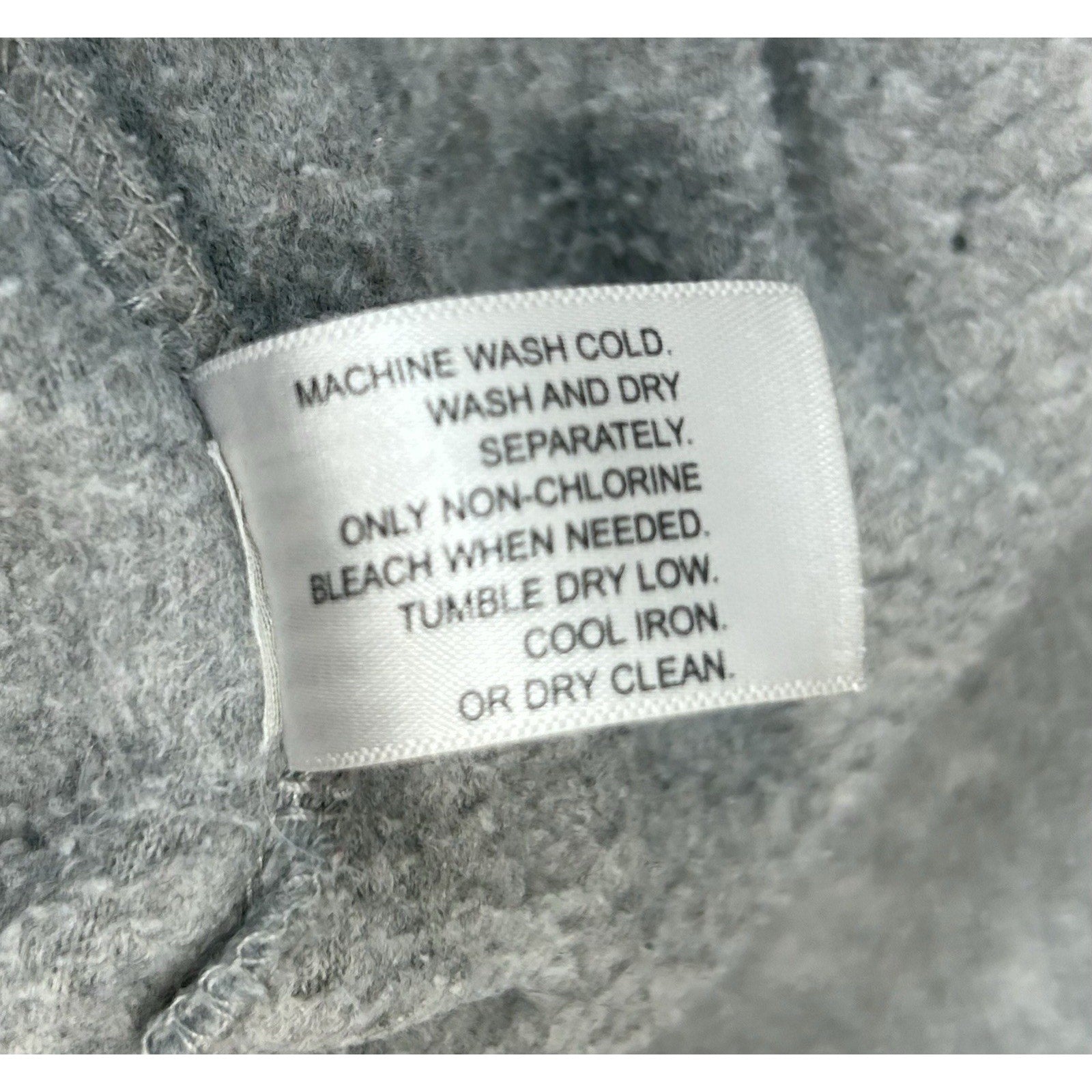 Women's Old Navy Quarter Zip Grey Fleece Red Letters Pockets, Long Sleeve XL.