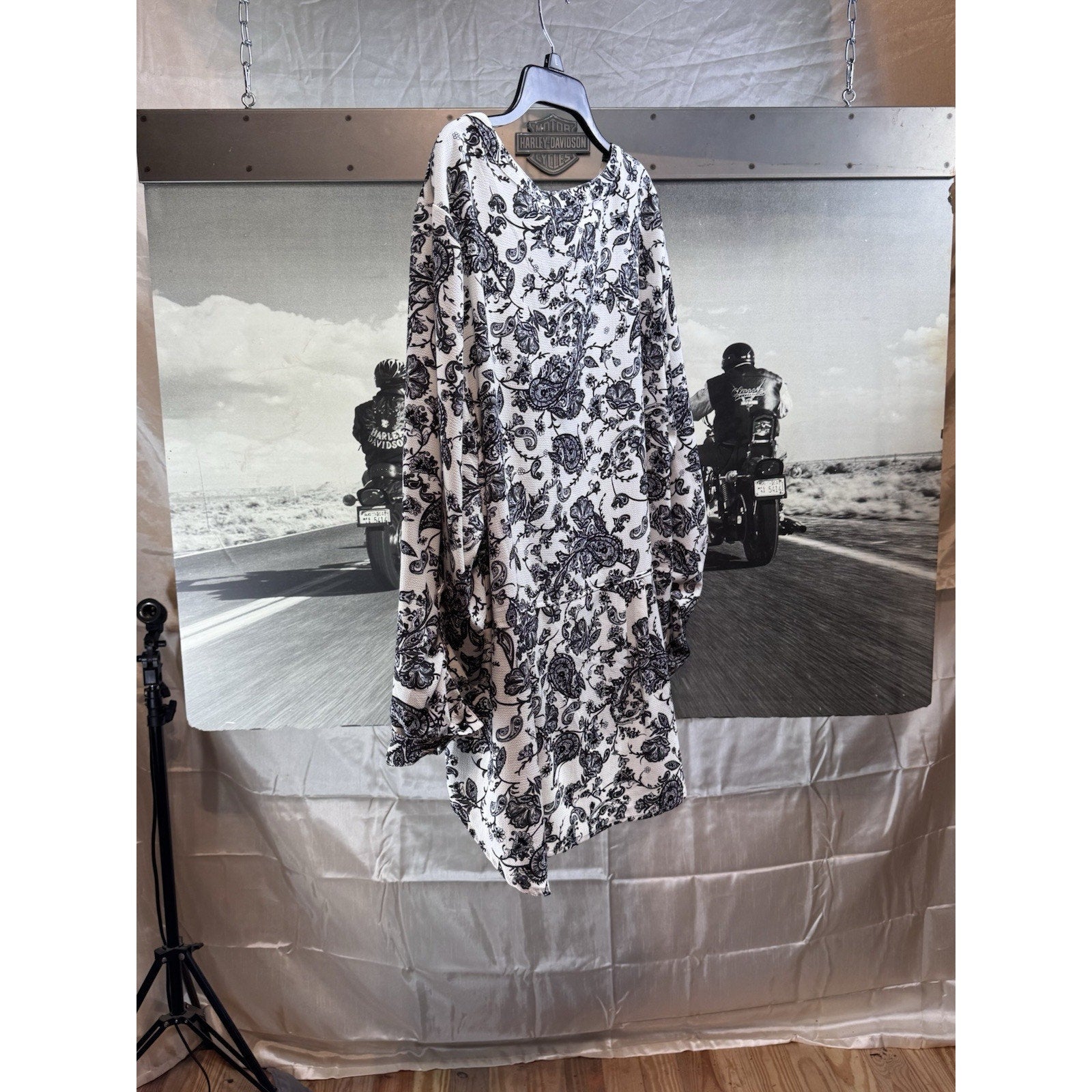 Rebecca Malone Women's V Neck 1/4 Button Up Roll Tab Sleeves Tunic Blouse 1X