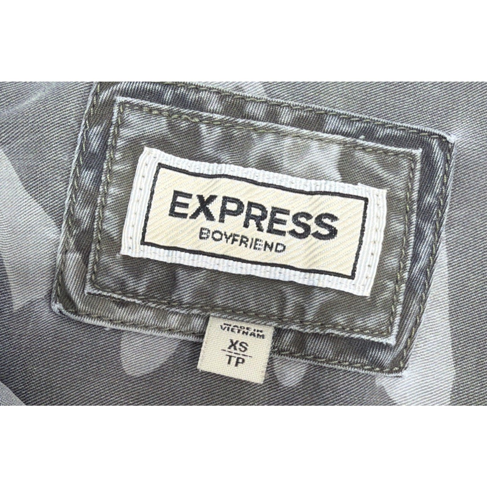 EXPRESS Boyfriend Button Up Green Camo Print Casual Shirt Women's Size S