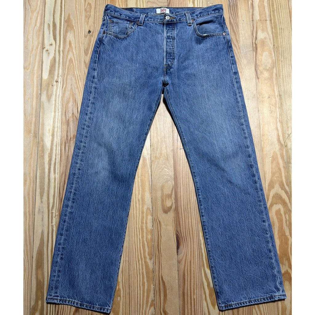 Vintage 90s Levis 501 Jeans Mens 36x32 Original Fit Light Wash Button Fly Denim