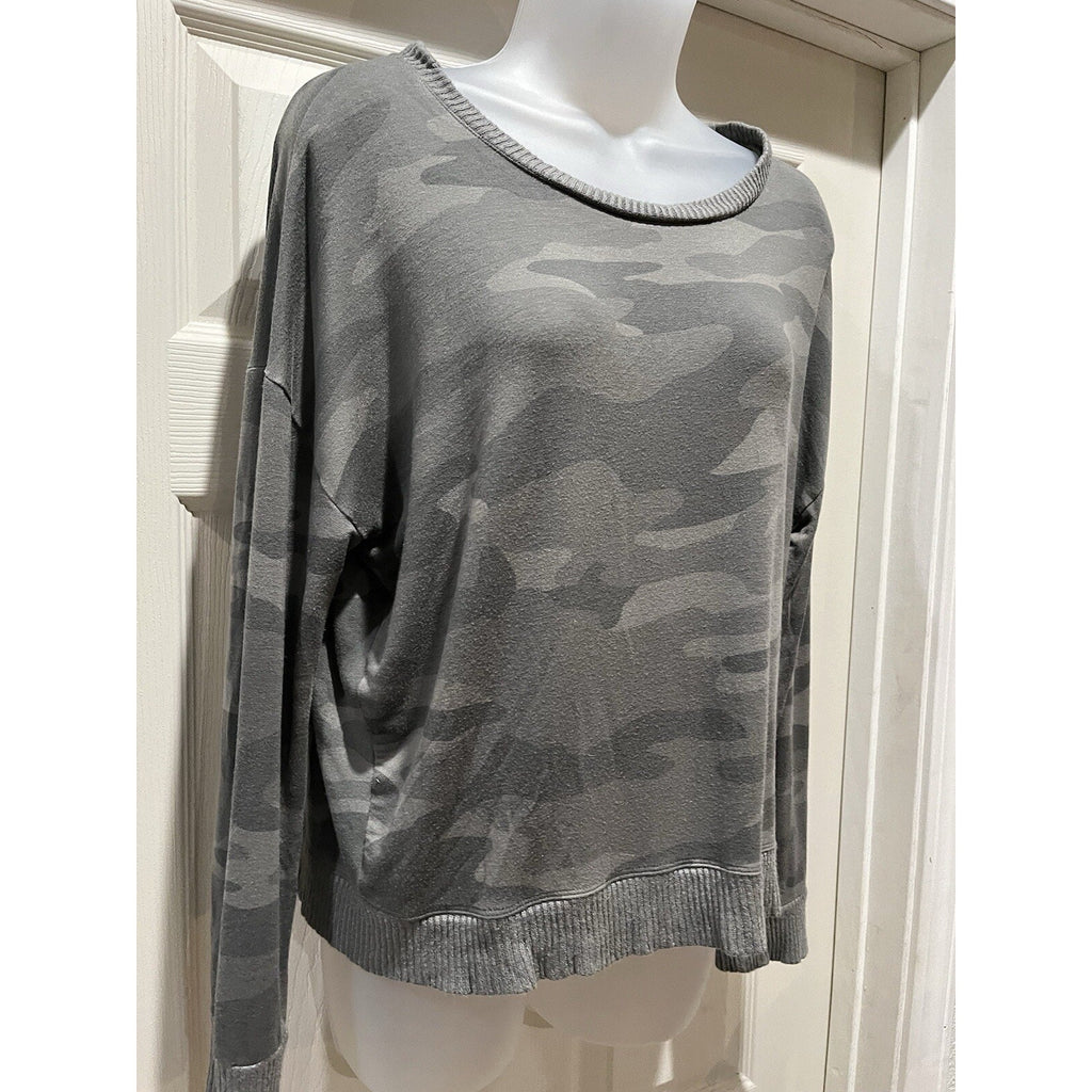 Splendid Green Camo Print Long Sleeve Shirt Oversized Sweatshirt Medium