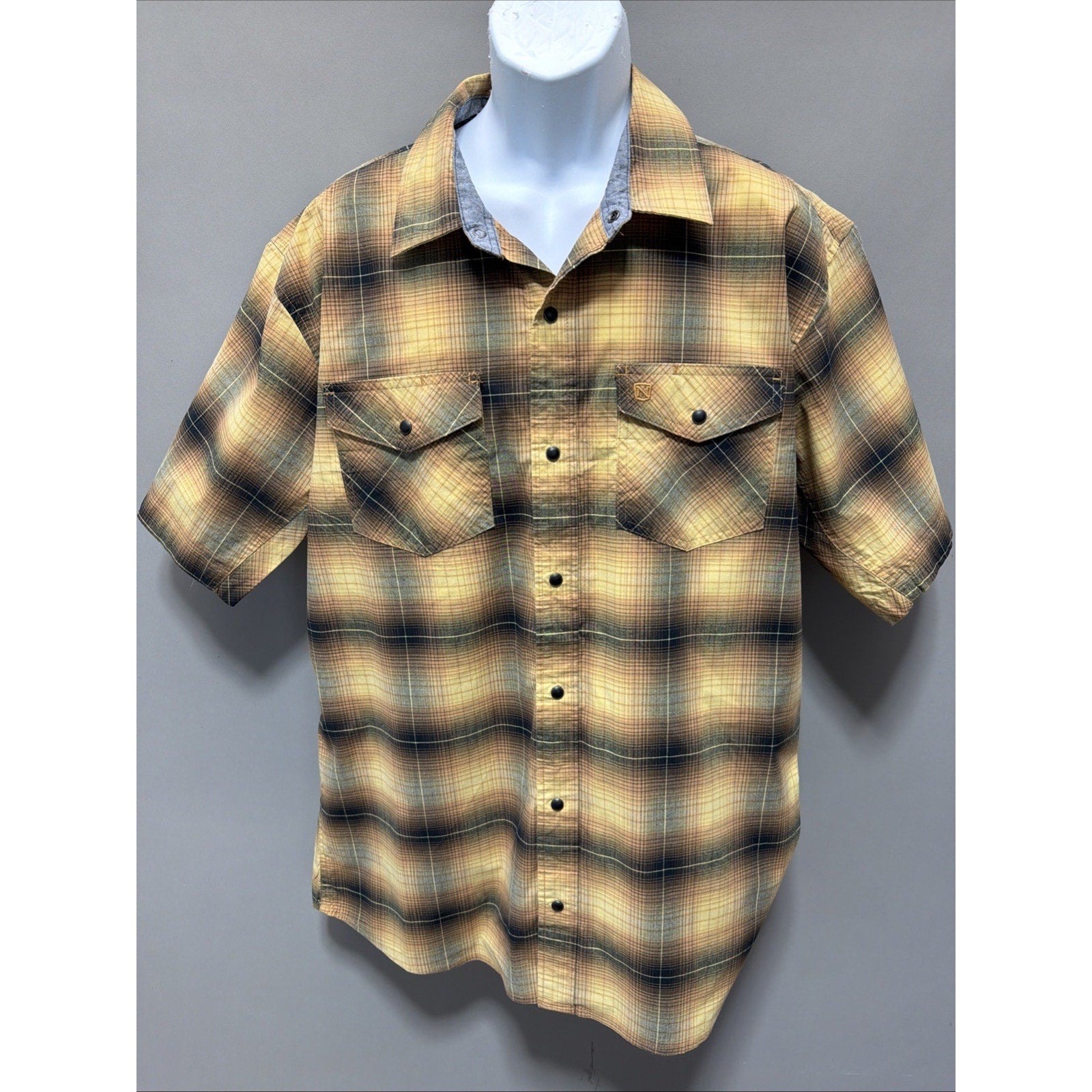 Noble Western Shirt Men's XLT Plaid Short Sleeve Pearl Snap Cowboy