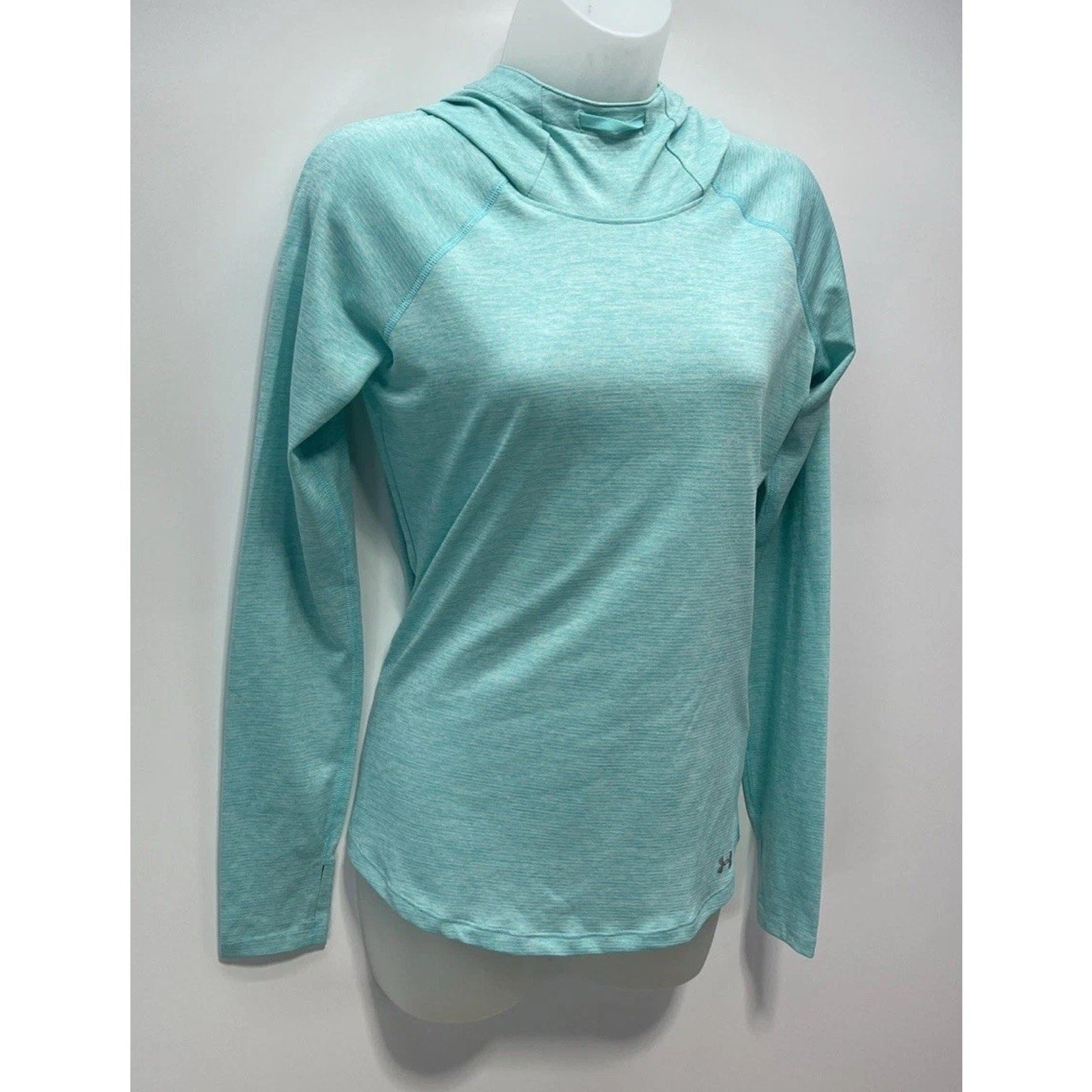 Under Armour Run Fitted Long Sleeve Hooded Shirt Pockets Blue Womens XS