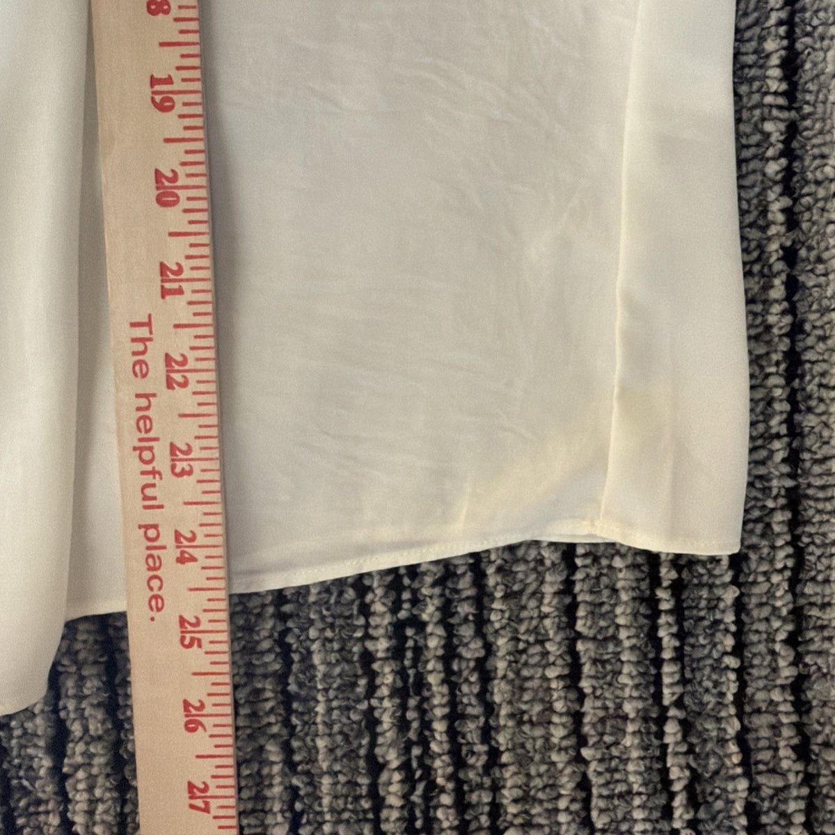 Banana Republic Blouse Womens XS Ivory V Neck Pleat Front Long Sleeve Top NWT