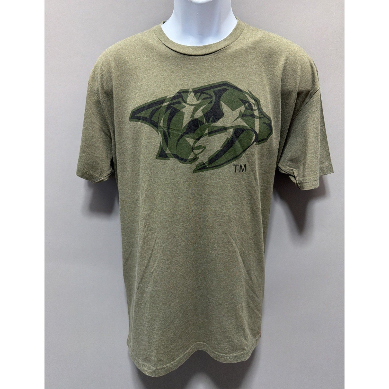 NHL Nashville Predators Army Green Military Camo Men's XL Sportige Brand Shirt