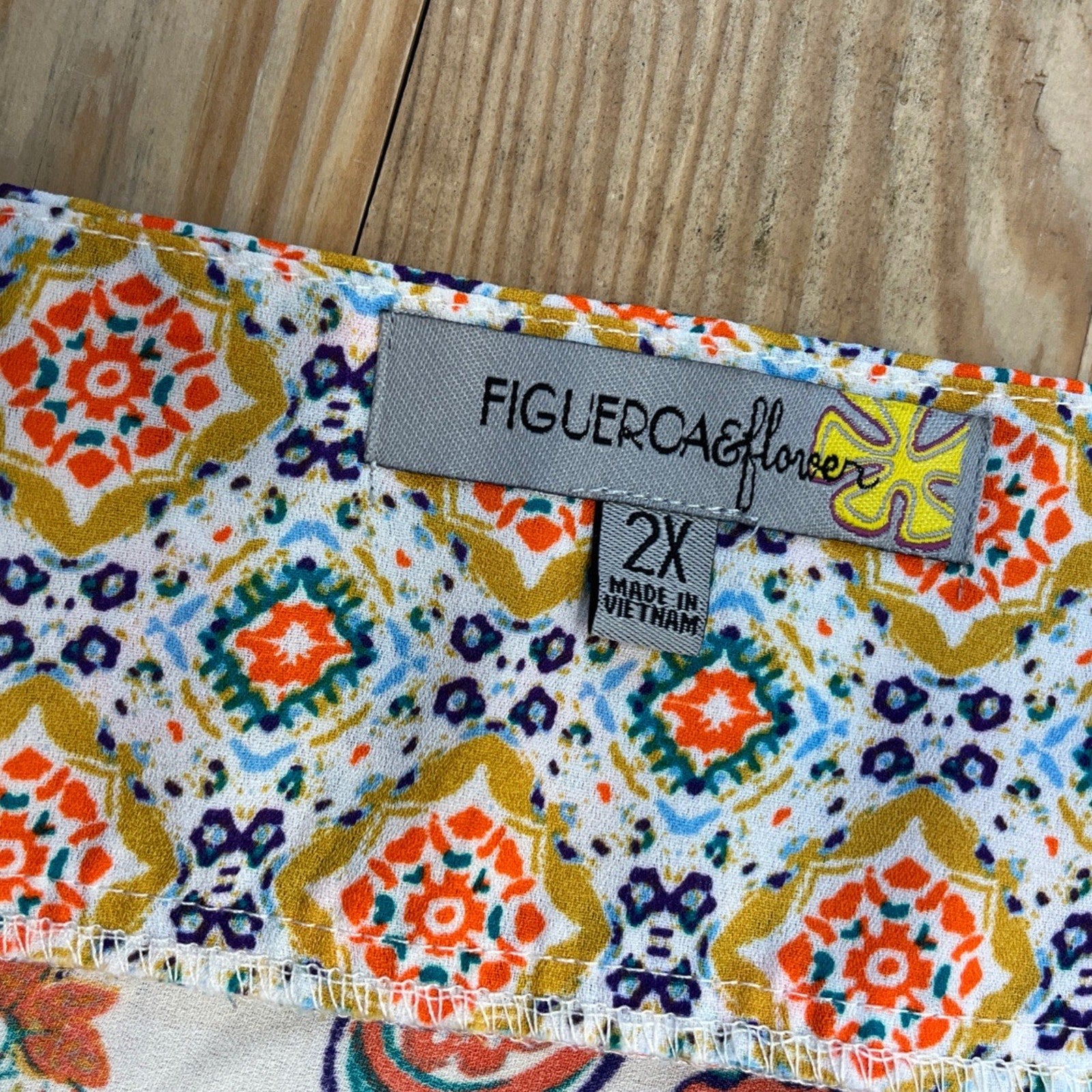 Figueroa And Flower Top Womens 2x Multicolor Paisley Cold Shoulder 3/4 Sleeve