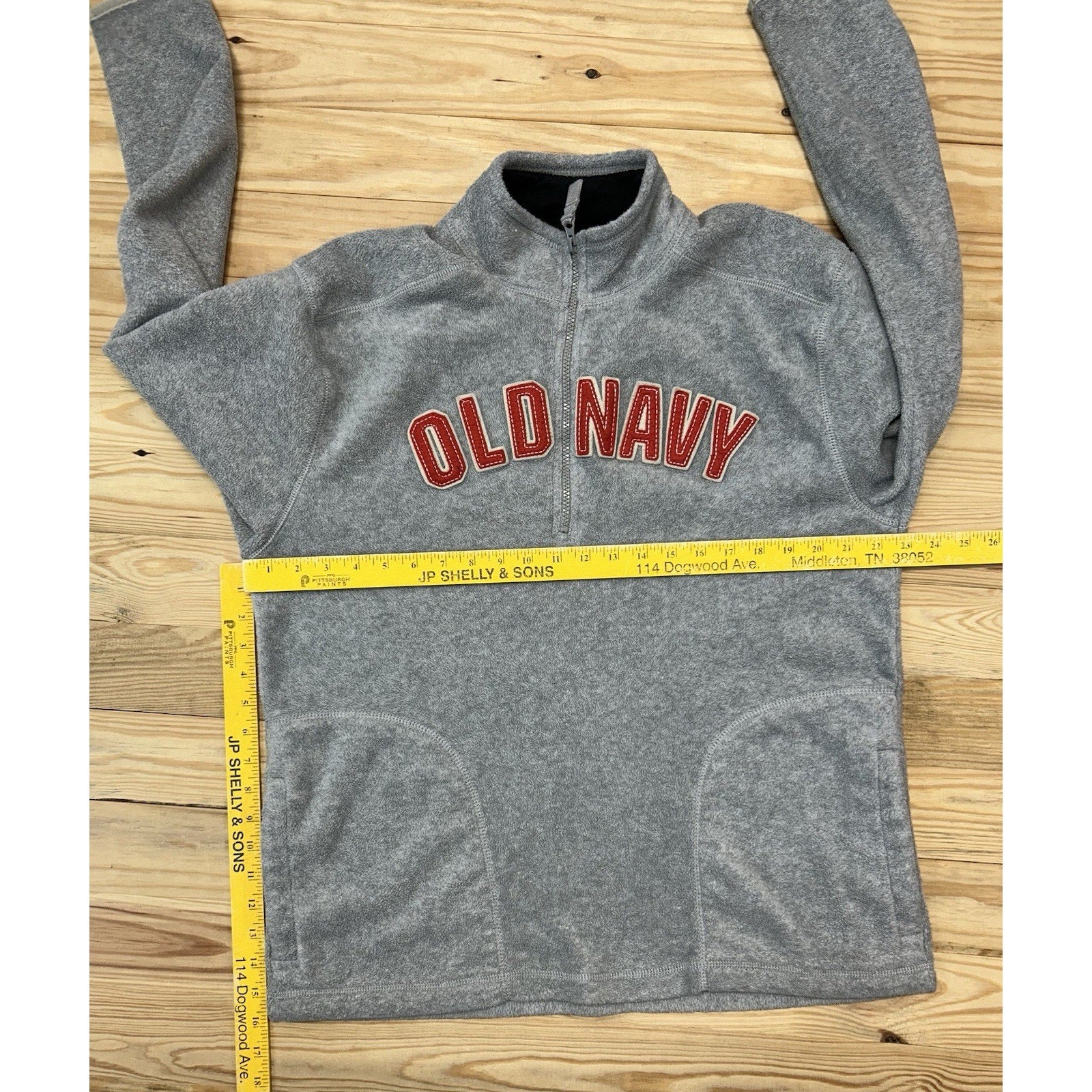 Women's Old Navy Quarter Zip Grey Fleece Red Letters Pockets, Long Sleeve XL.