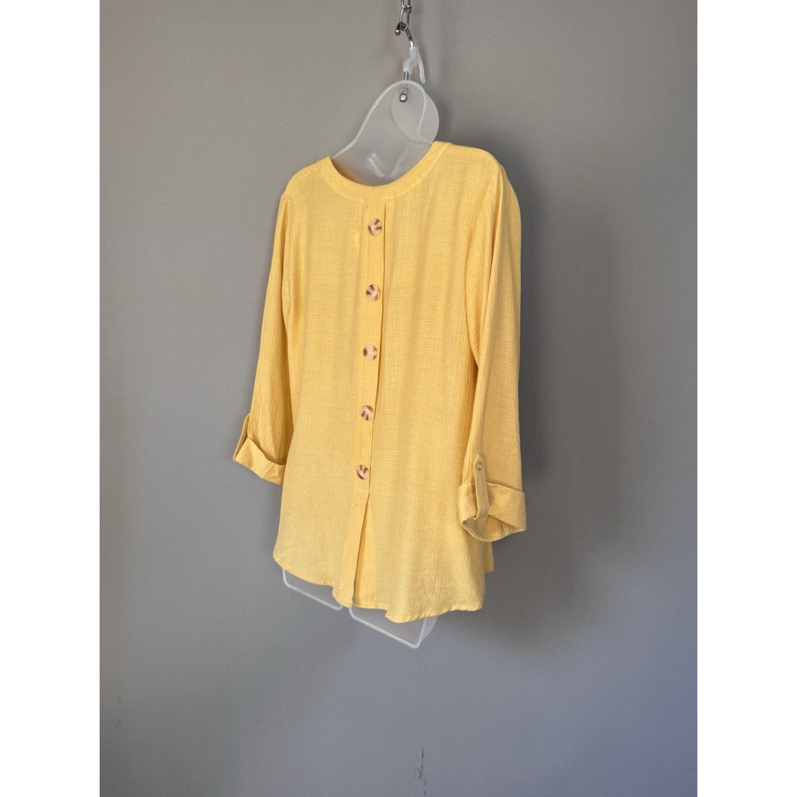 The Bee Notch V-Neck Ribbed Yellow Roll Sleeve Button Back New Women’s Large