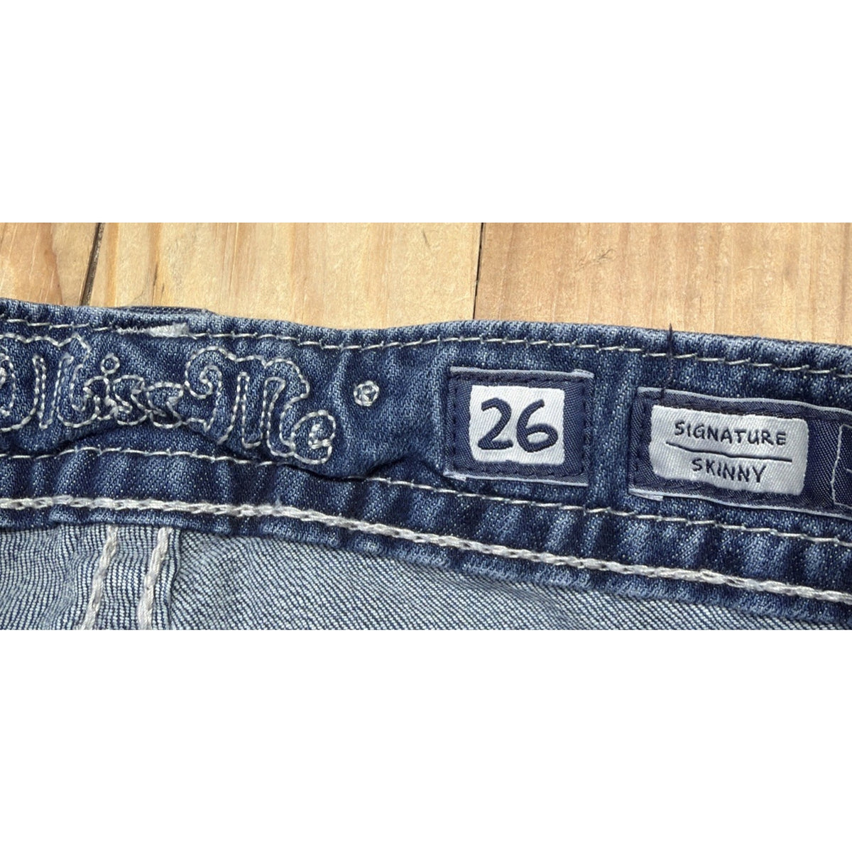 Miss Me Y2K Women's 26 Jeans Skinny JY8282S Leather Cross Embellished Low Rise