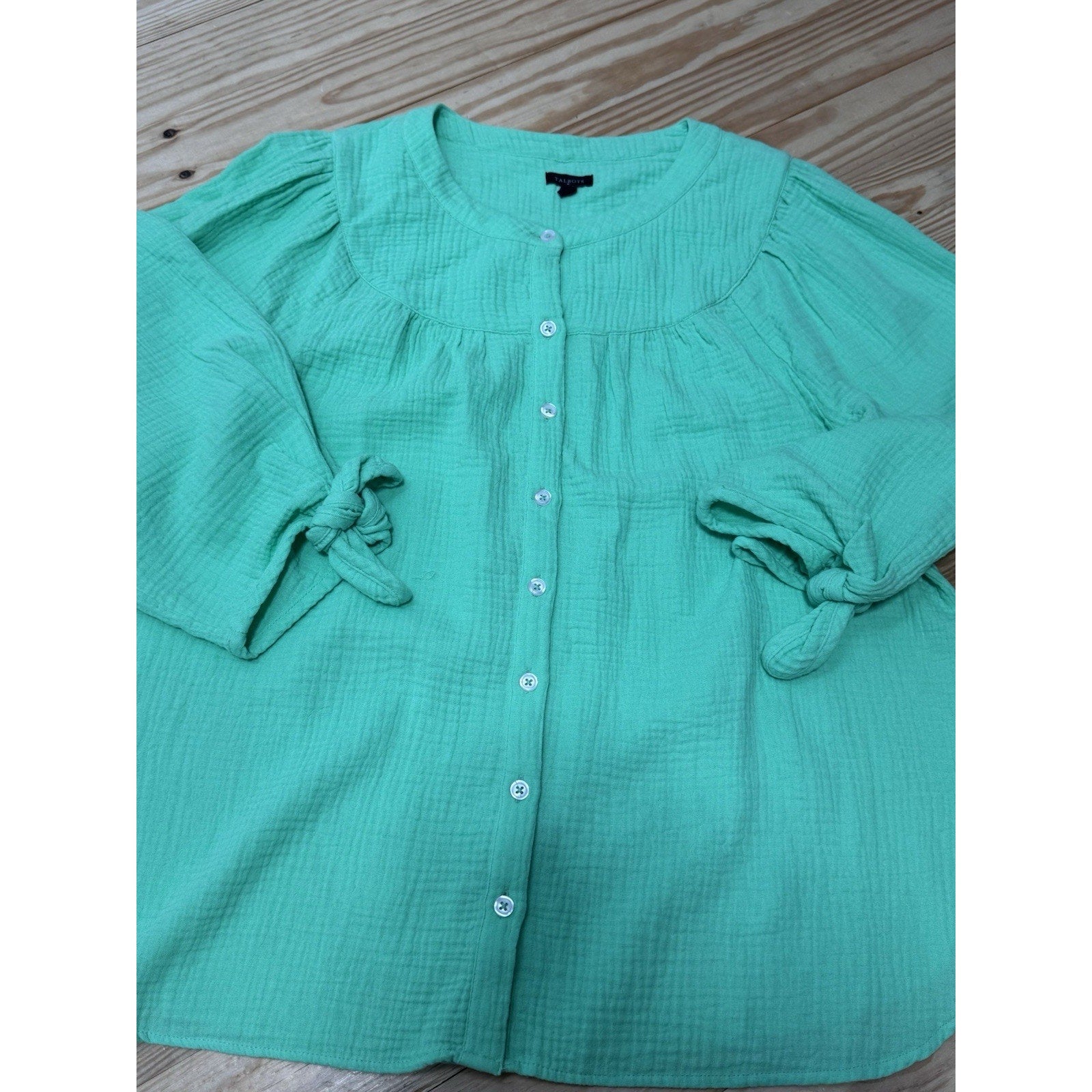 Talbots Green Textured Gauzy Button Up Tie Sleeve Everyday Top Women’s Size L