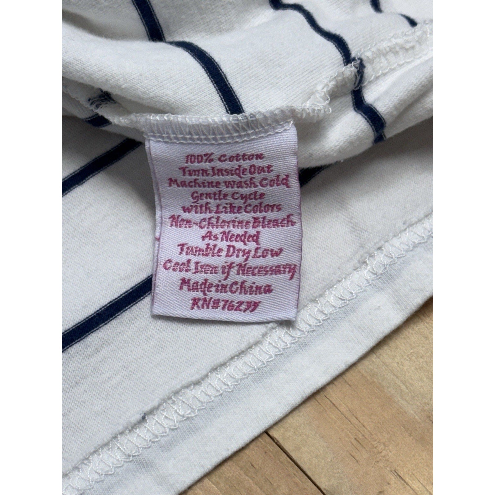 Sun Bay Sailboat Red White & Blue T-shirt Size Small Short Sleeves