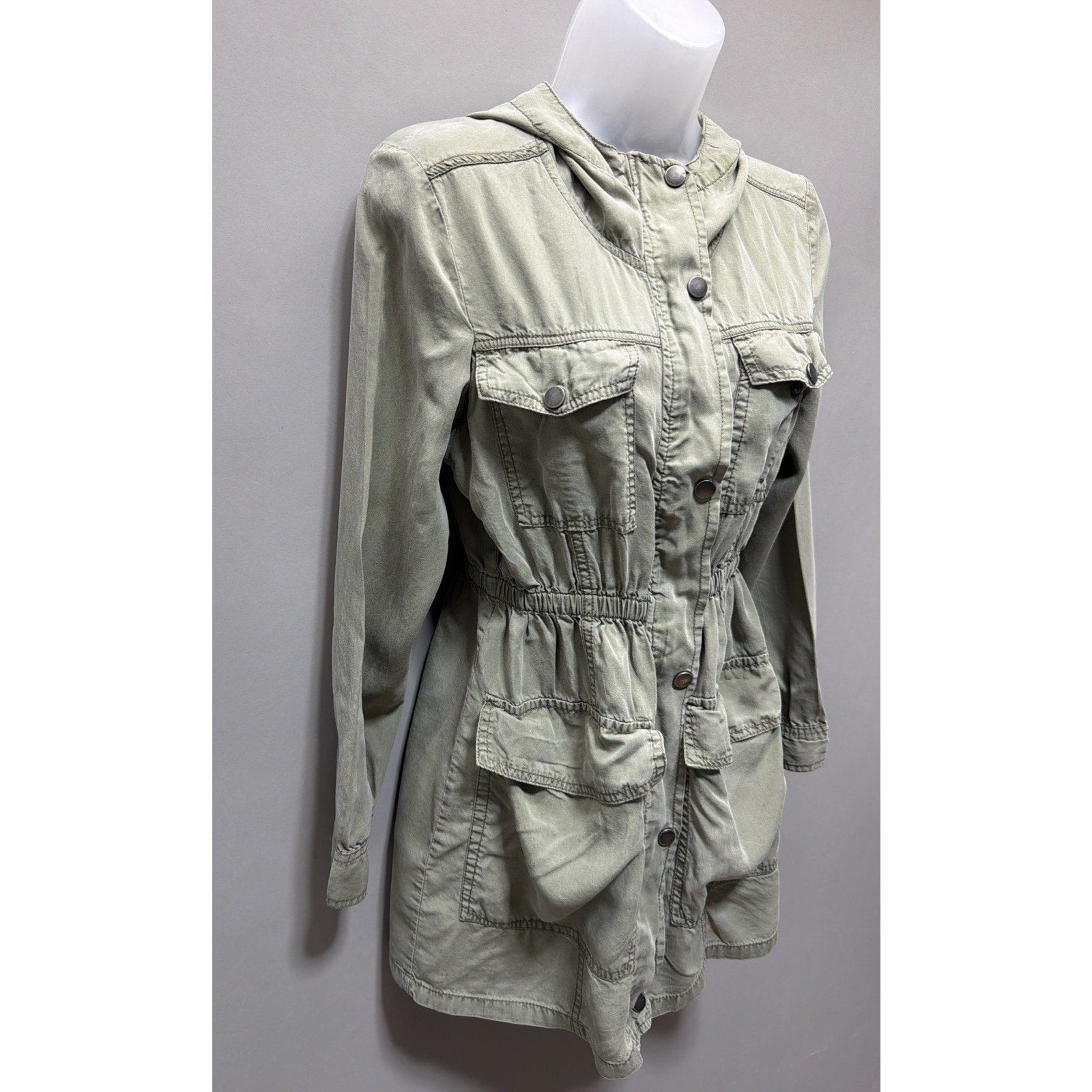 Me Jane Size Small Tencel Olive Army Green Hooded light weight Utility Jacket