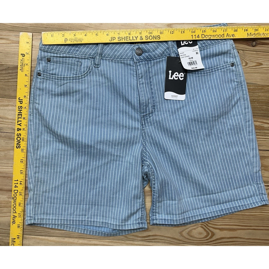 Riders By Lee Women SZ16M Stretch Mid Rise Denim New W/Tag Short- Summer Casual.