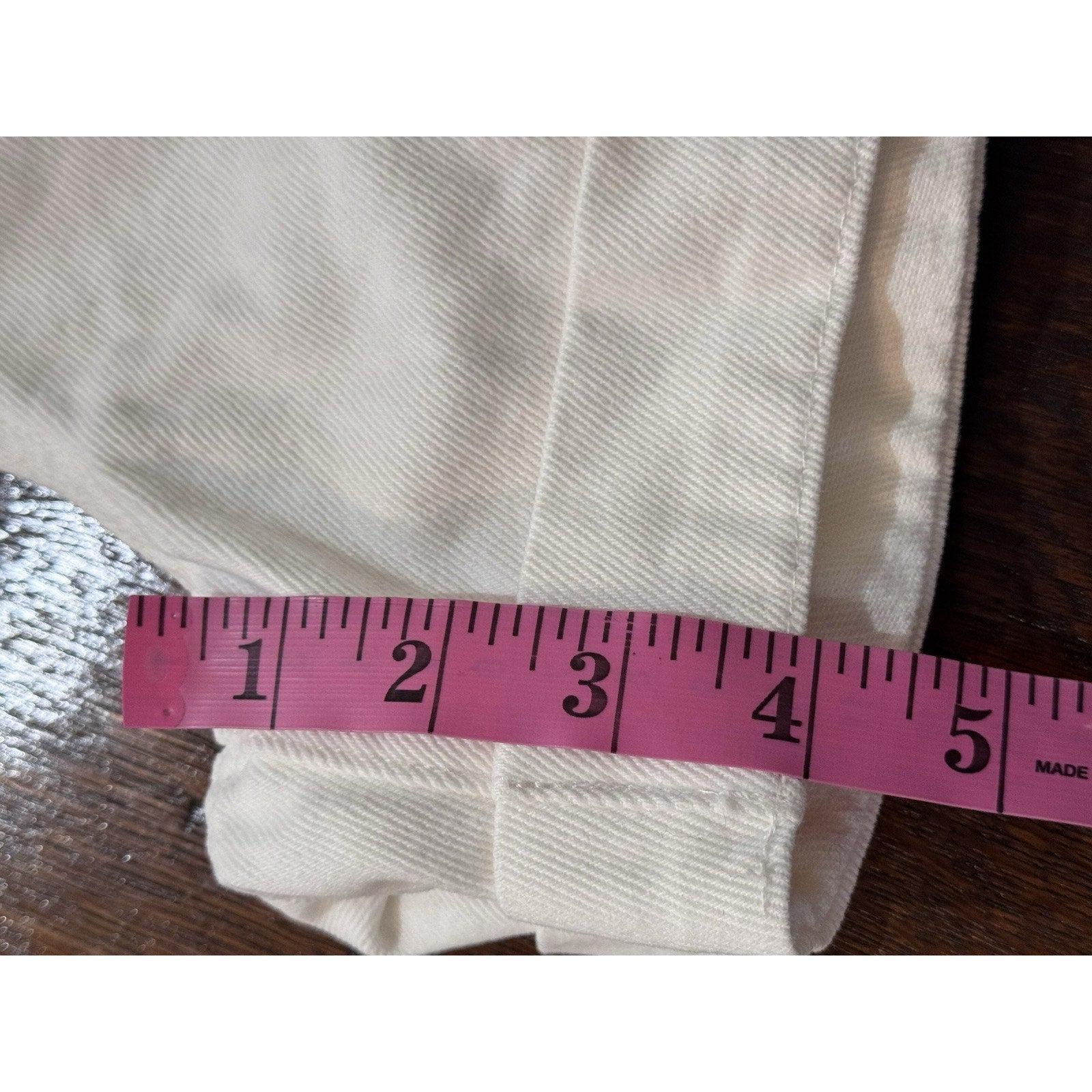 BLANK NYC Women's Size 29 White Jean Overalls