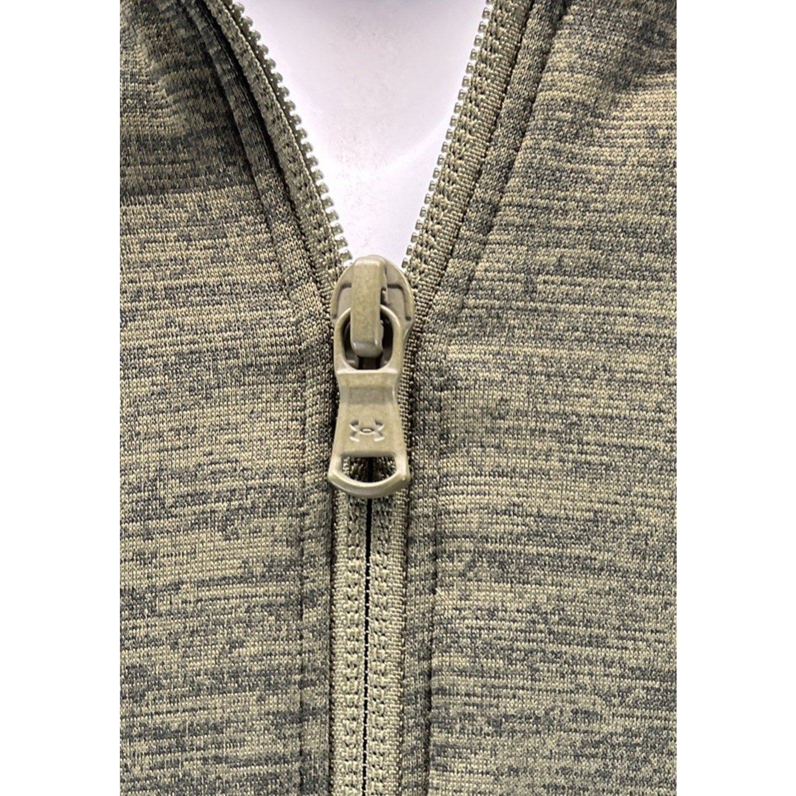 Under Armour CG Fleece Men's Small 1/2 Zip Green Long Sleeve Activewear Top