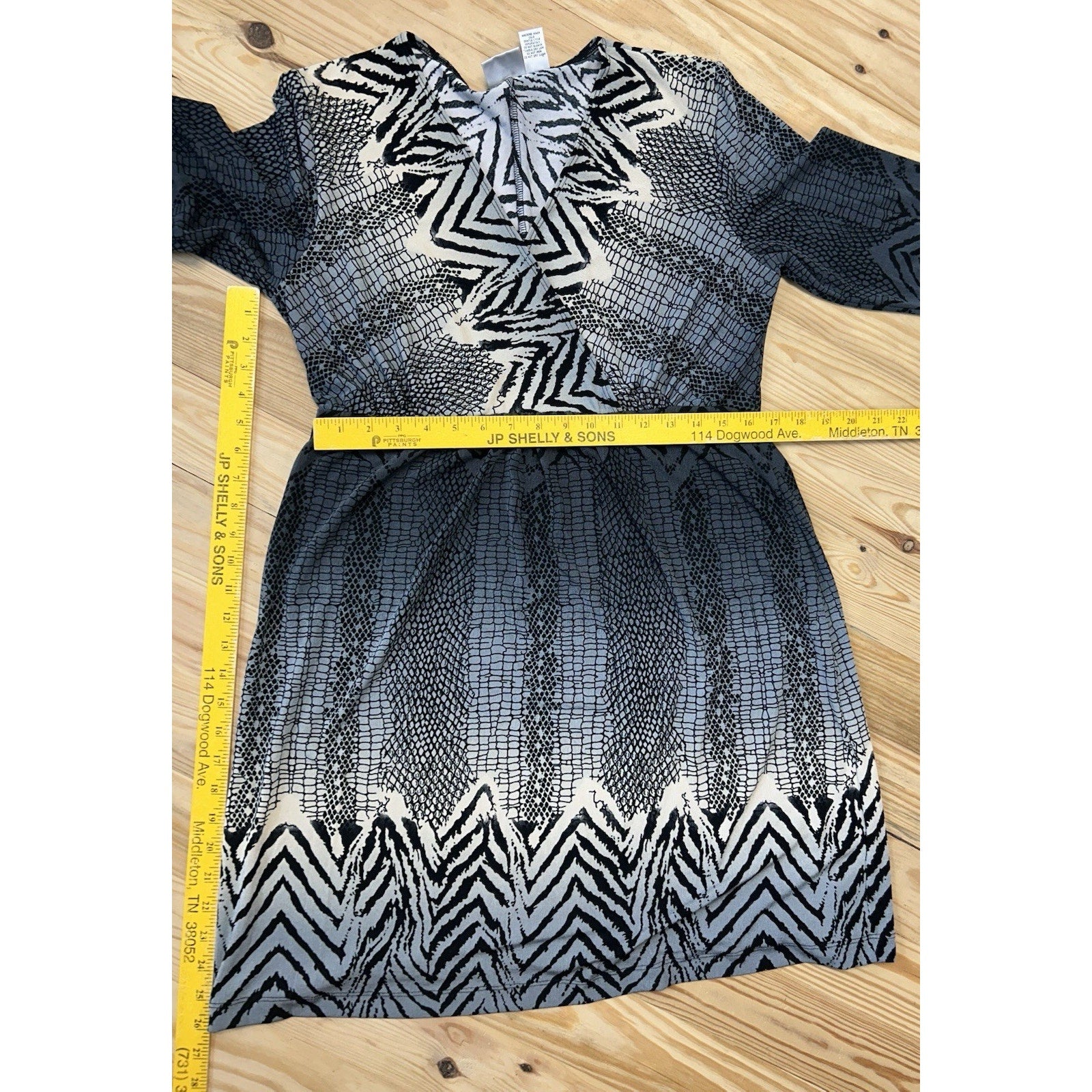 CHICO'S Slinky Knit DRESS 2 12 L Animal Print Zebra Snake Knee Office Party.