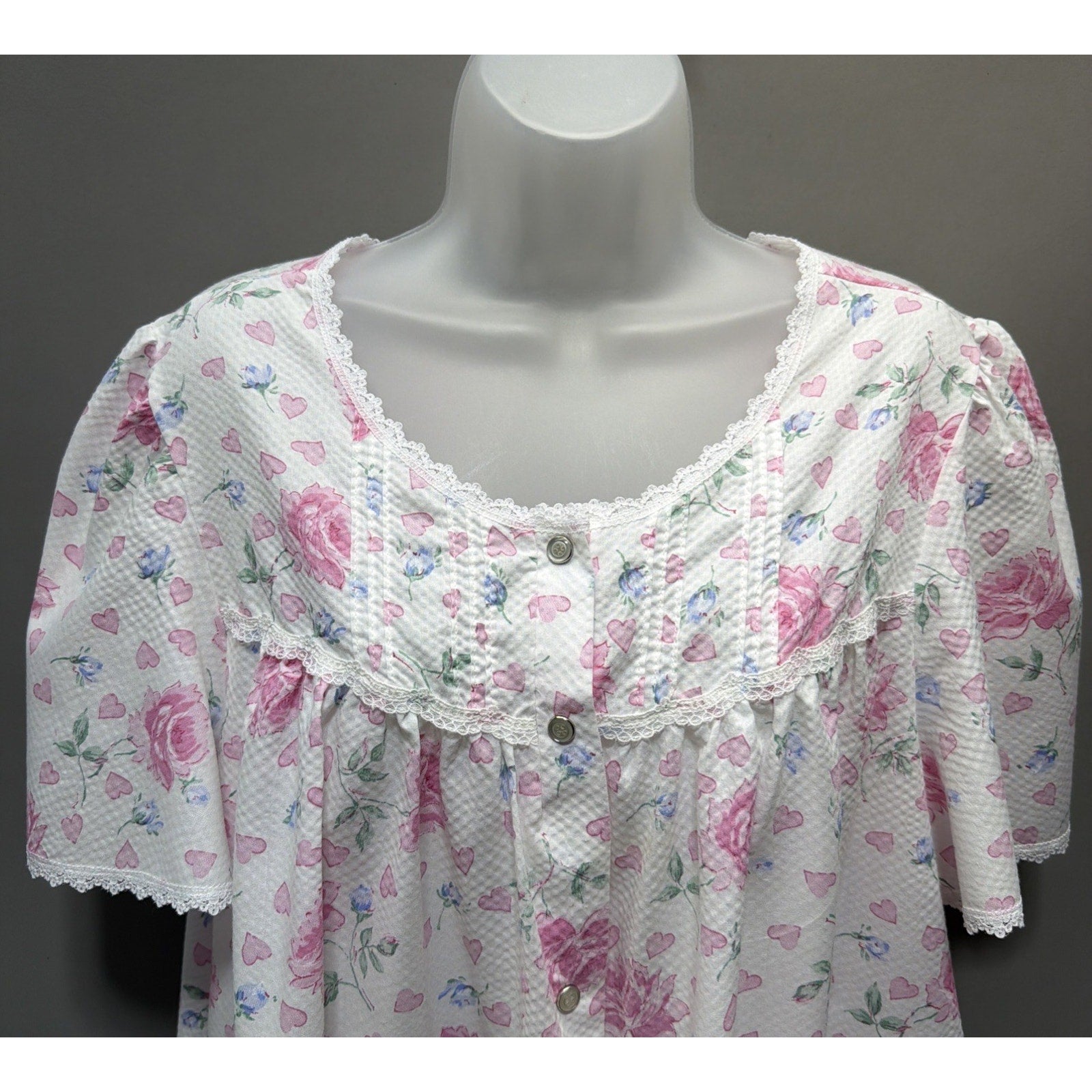Vintage LORRAINE Floral Light Lace Detail Nightgown Made In USA Size L