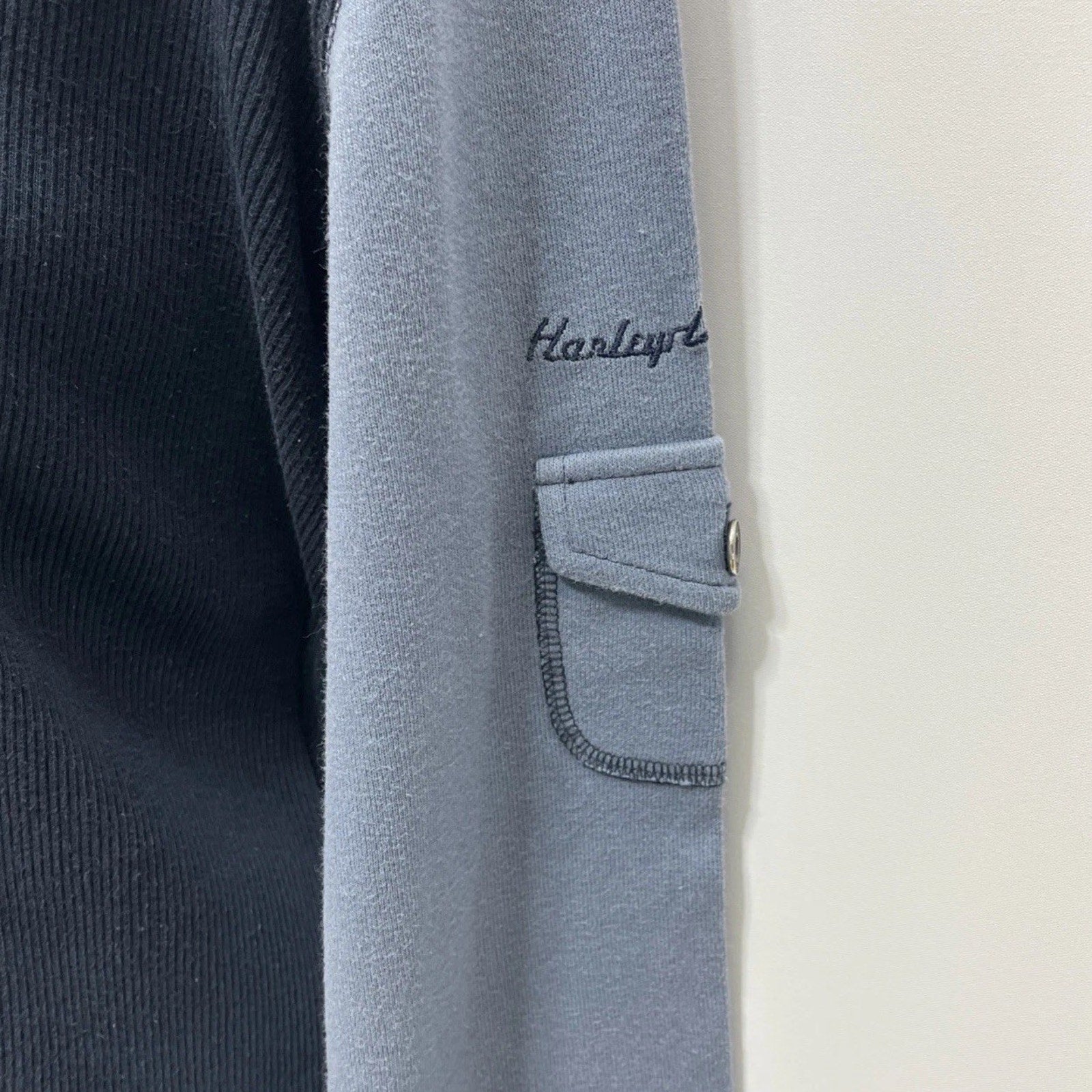 Harley Davidson Women's Ribbed Knit LONG SLEEVE Shirt Arm Pocket Size Large