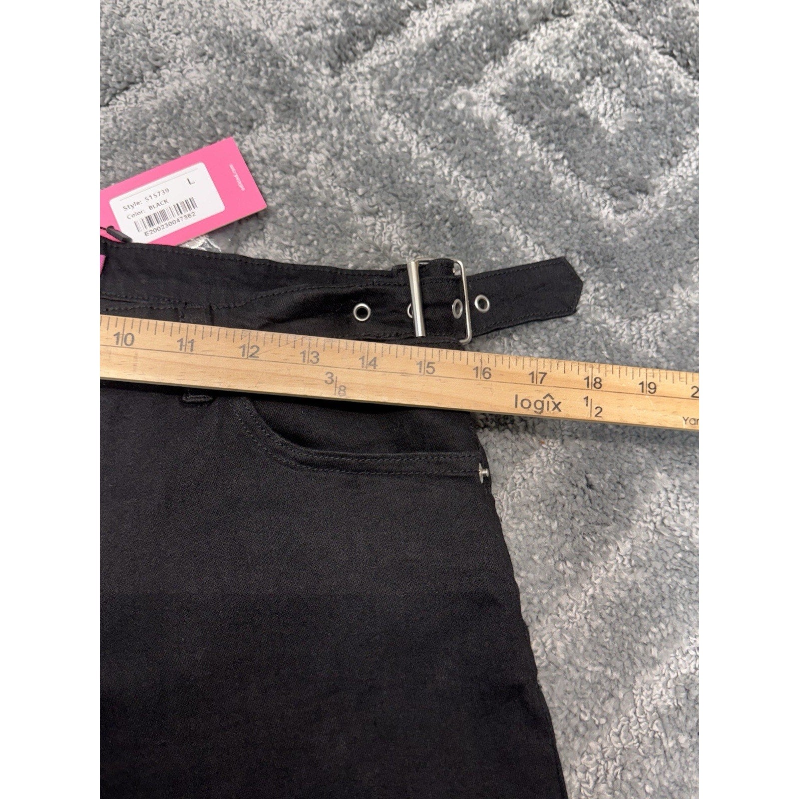 Edikted Black Women's Cut Out Belt Low Rise Flare Jeans Size Large 32”X32”