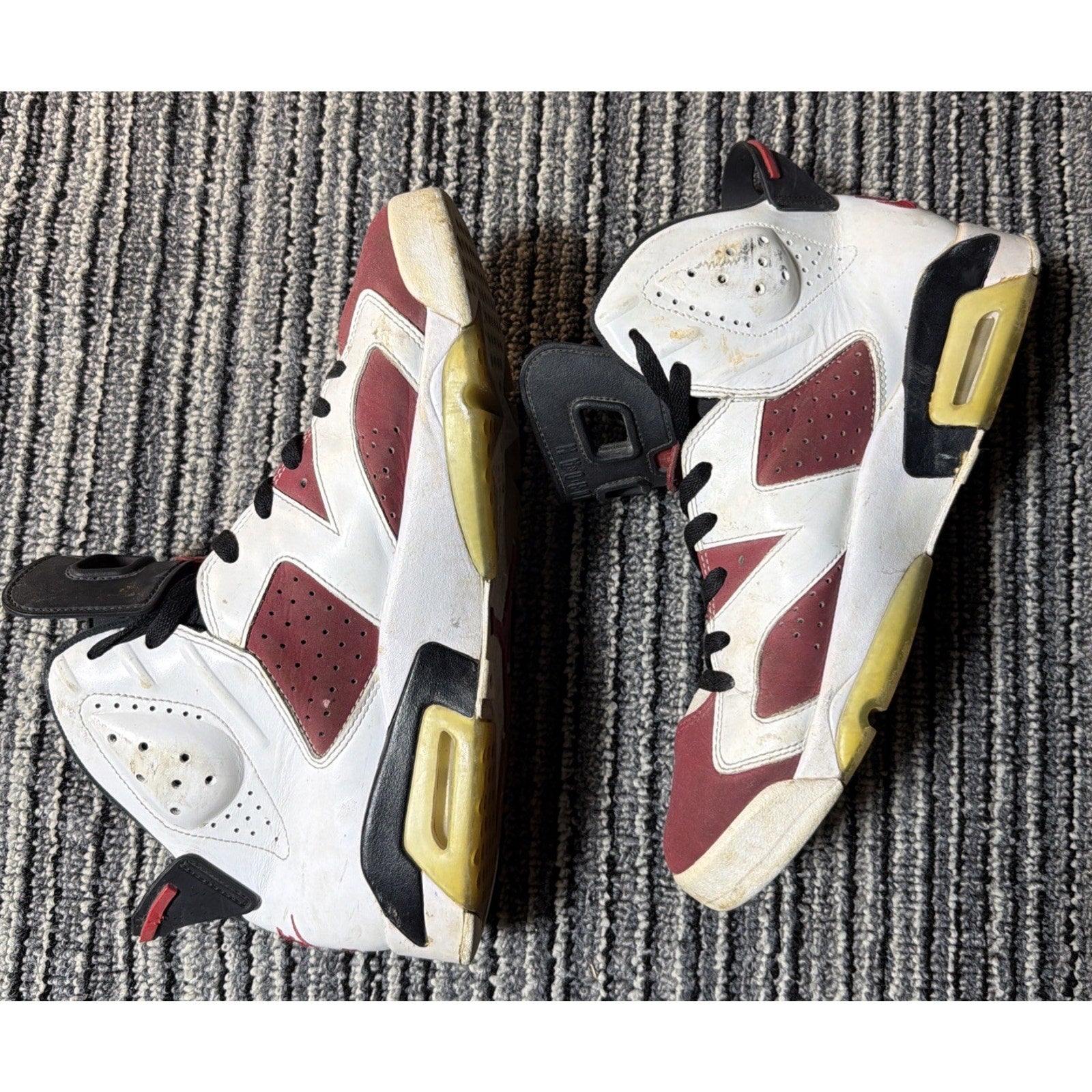 AIR JORDAN 6 RETRO CARMINE SIZE 11 MENS NIKE OG CT8529-106
