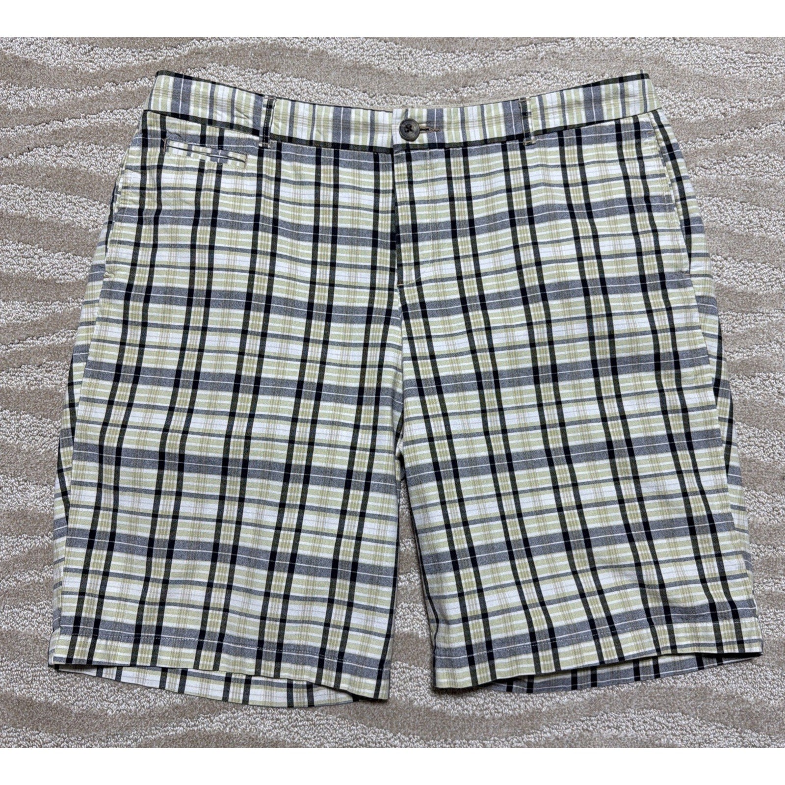 Dockers Favorite Fit Shorts Women's 14 Plaid 36x10 Stretch