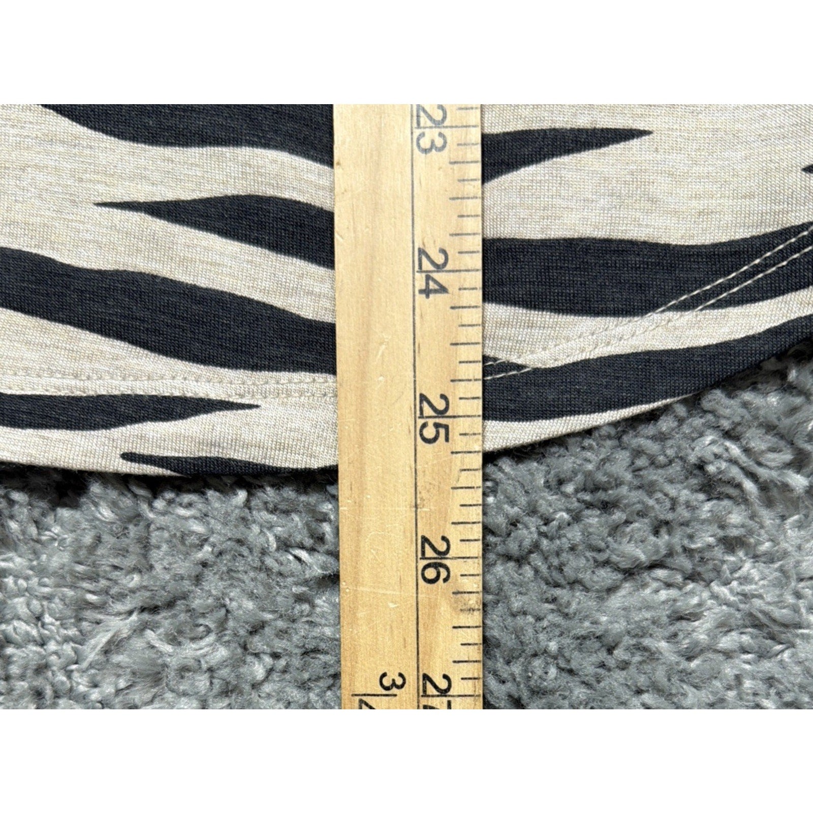 New Maurices 24/7 Tank Top Womens L Beige Black Zebra Print Crew Strappy Back