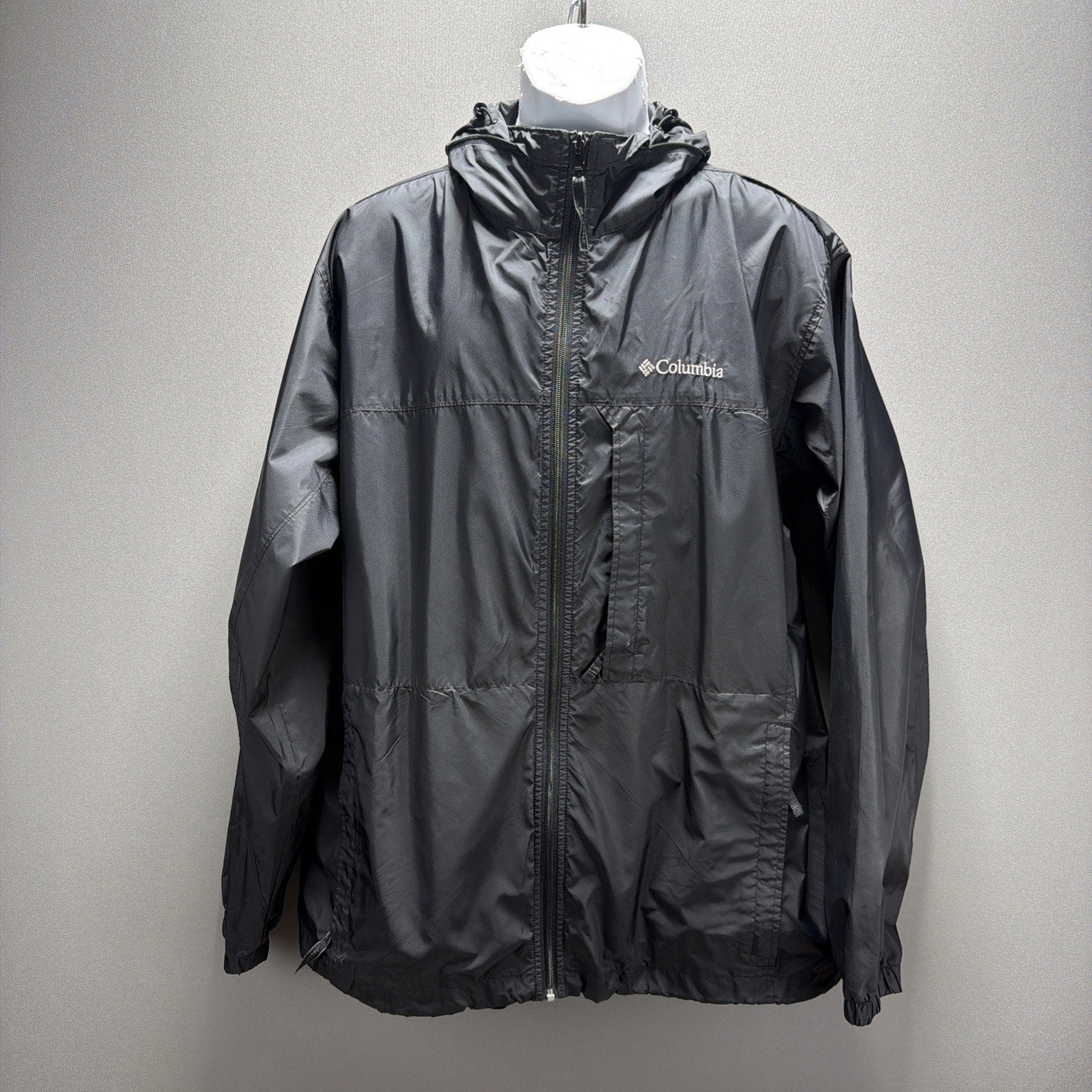 Columbia Titanium Waterproof Windbreaker Hooded PACKABLE Size Large Black