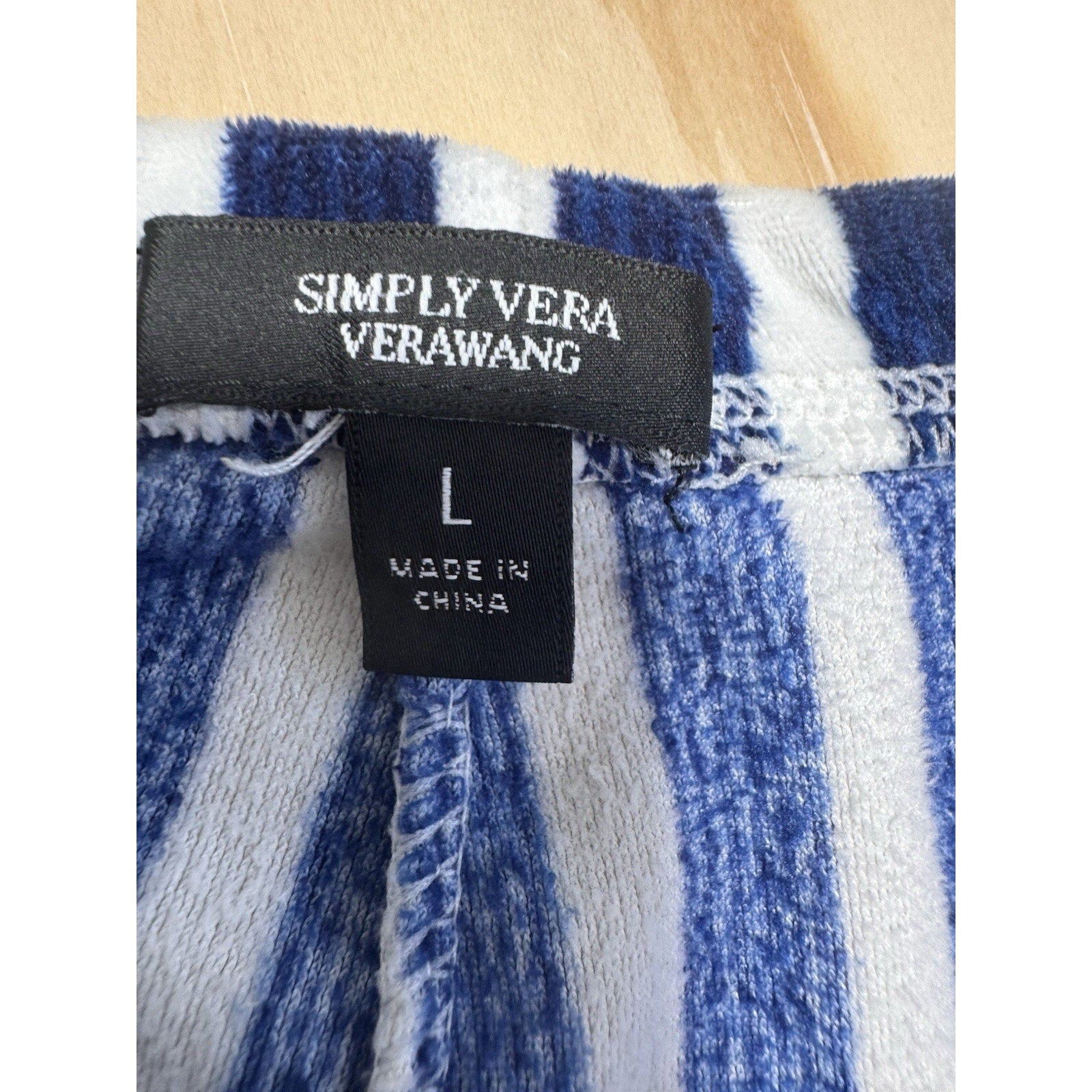 Simply Vera Wang Pajamas Size L Super Soft Plush Blue White Stripe