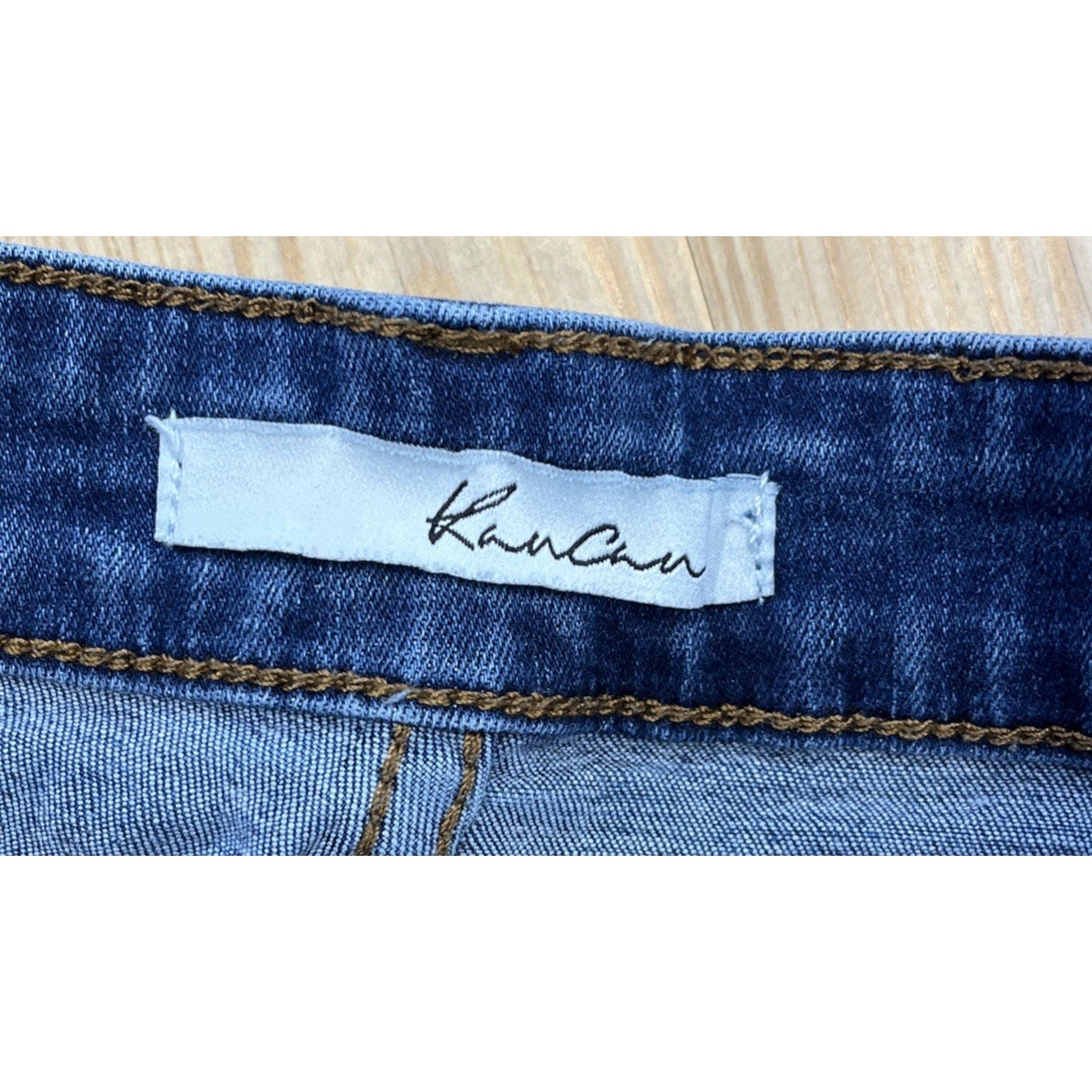 KanCan Distressed Cuffed Denim Booty Daisy Duke Jean Shorts - Women's W5 26