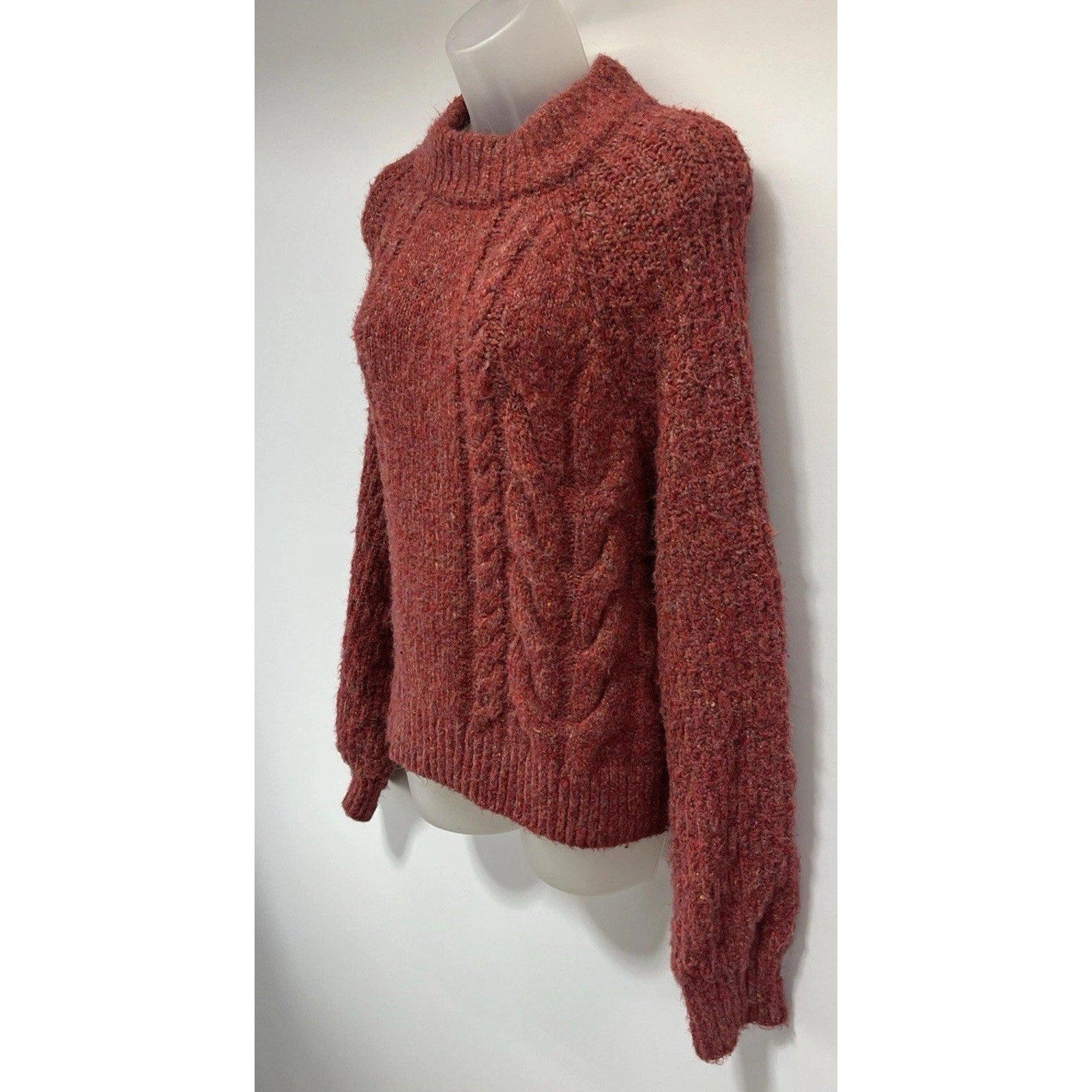 Universal Thread Goods Co Women’s Knit Sweater Red Size L Large