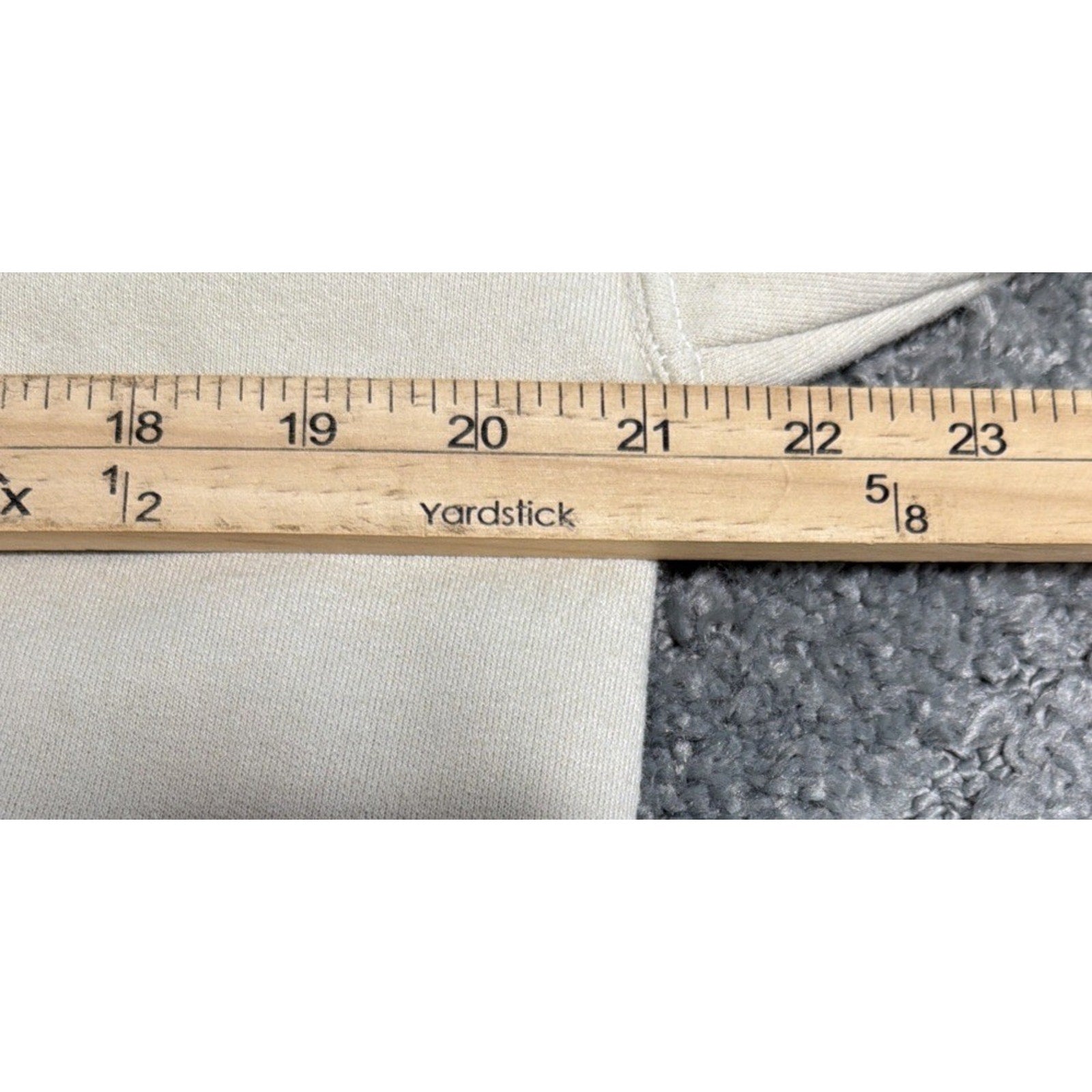 Buckle Merch Traffic Johnny Cash Oversized Fleece Pullover Womens S Biege Music