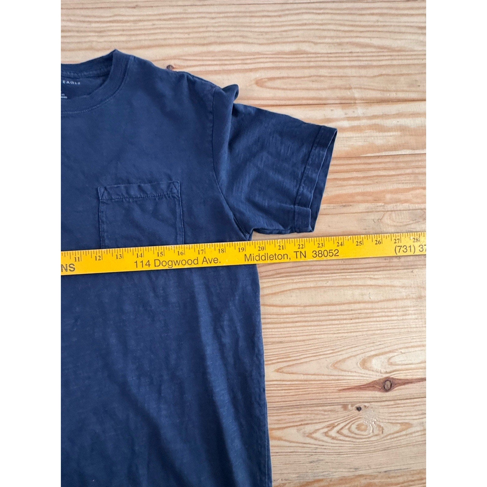 AMERICAN EAGLE AE MEN'S ATHLETIC FIT T-SHIRT NAVY BLUE SMALL