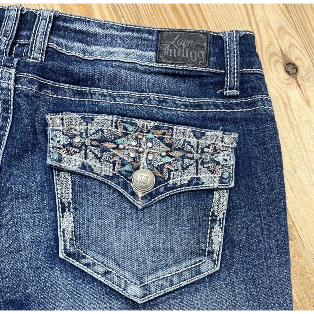 Love Indigo Premium Embroidery Western Bermuda Jean Shorts Women’s Size 8