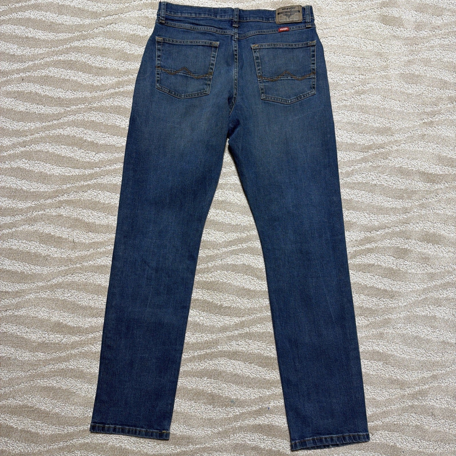 Wrangler Athletic Fit Straight Blue Jeans Mens Workwear 32x32