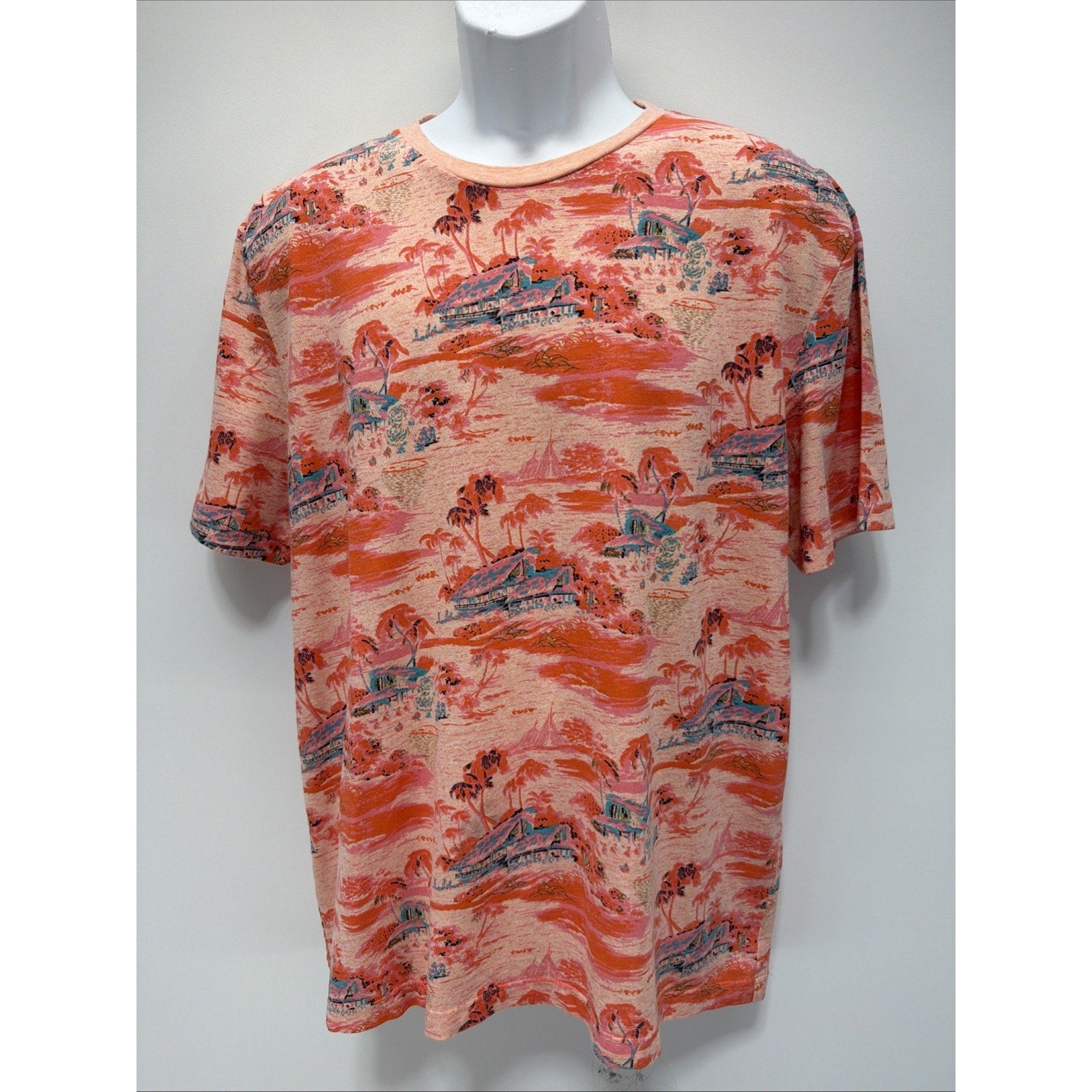 American Classic Hilfiger T Pink Shirt Palm Tree Island Beach Print Men's SizeXL