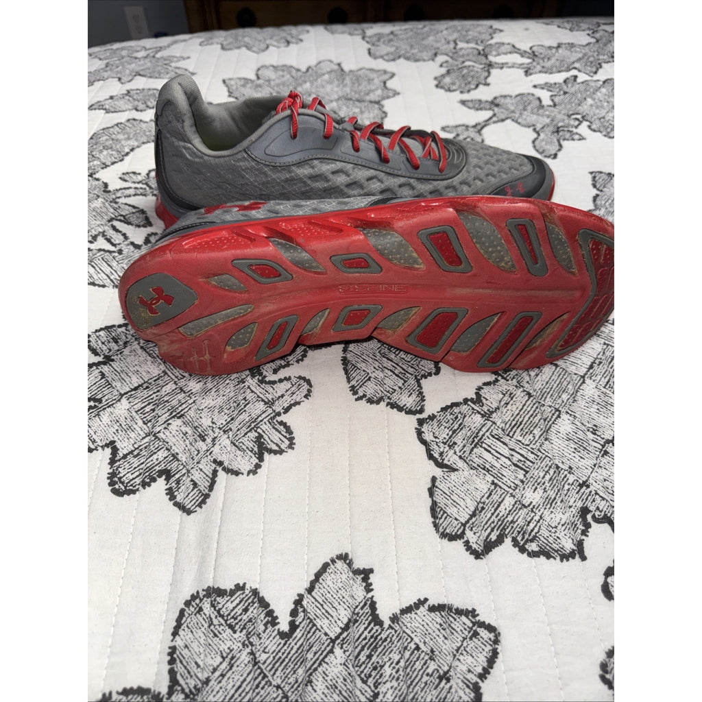Men Under Armour Gray & Red Spine RPM Running Shoes US Size 12 1238353-045