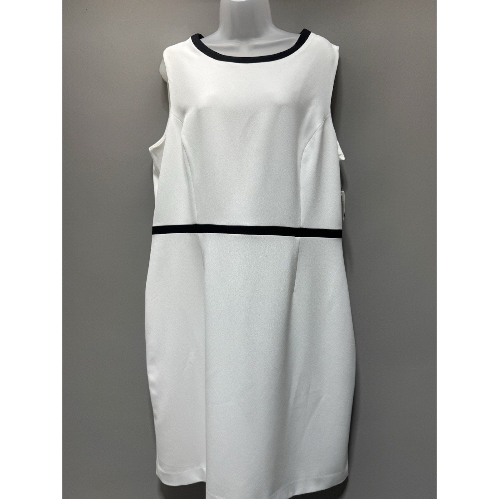 Kasper Women’s Size 18 White Black Trim 2 Pc Skirt Suit Career Office Formal New