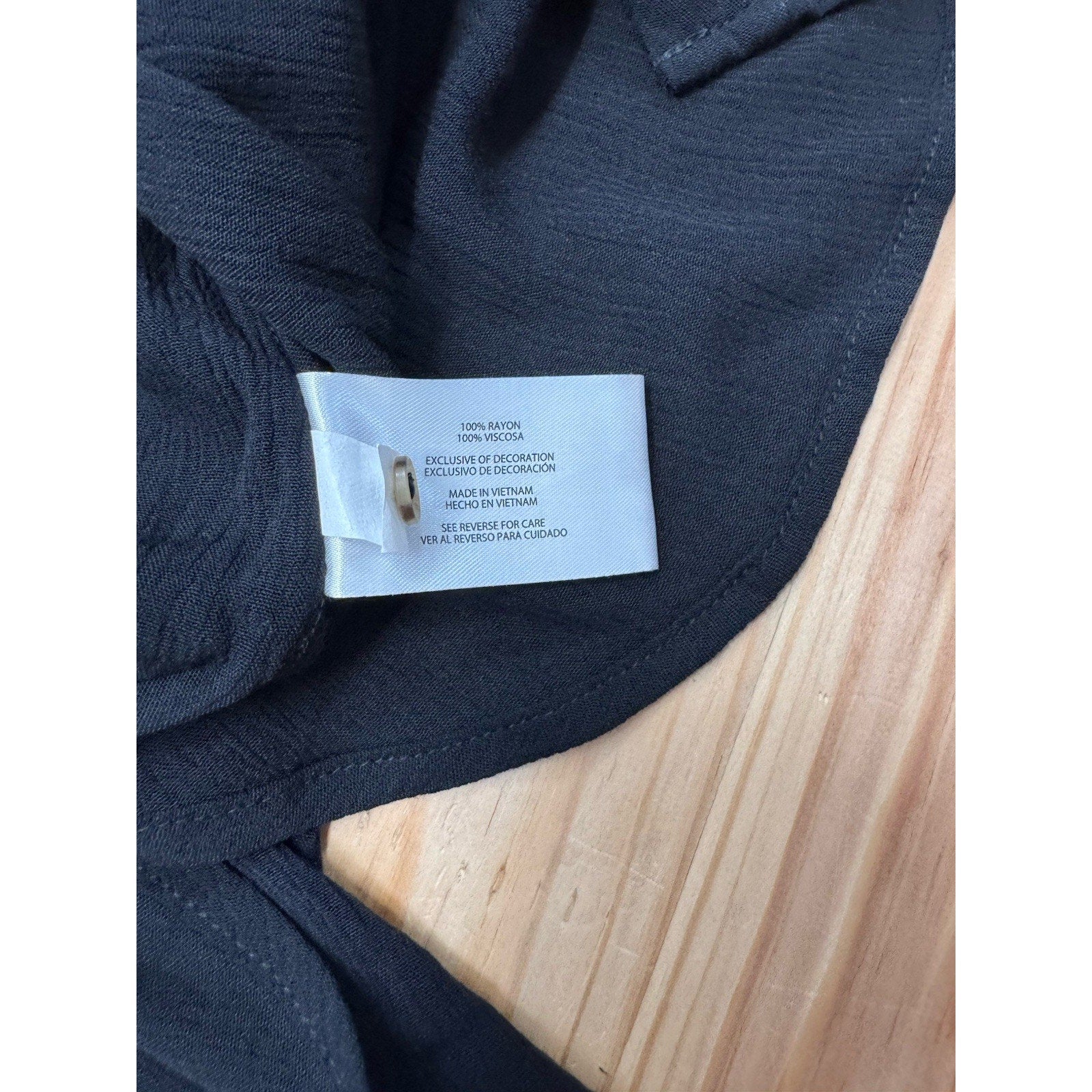 Orvis Short Sleeve Black Rayon Button Front Blouse Women’s Size Medium