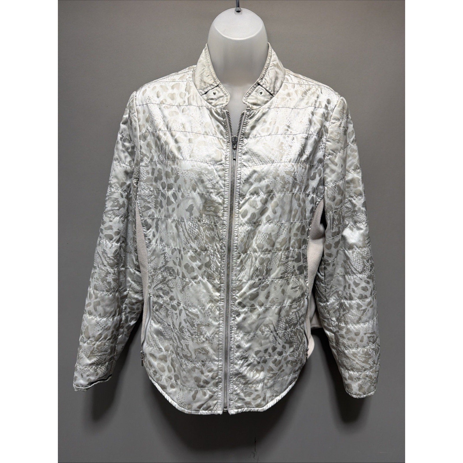 Chicos Puffer Jacket Gray metallic Animal Print Zip Up Stretch Sz 2 large
