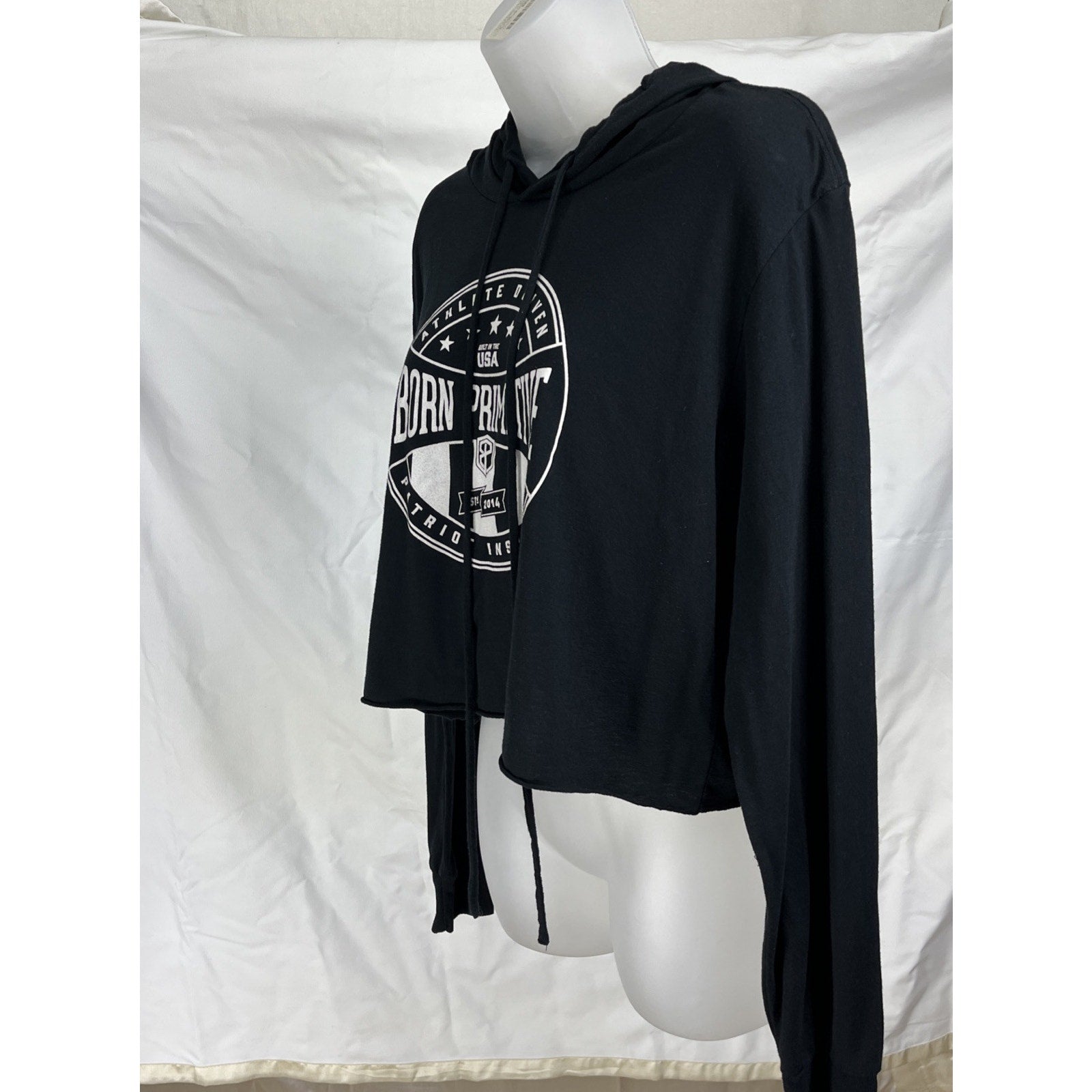 Born Primetime Women’s Black Cropped T Shirt Hoodie Size Large