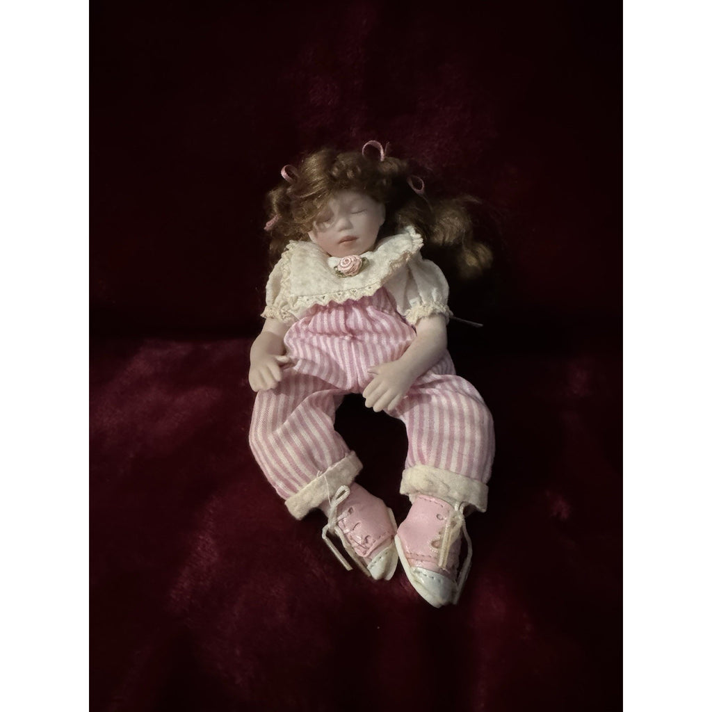 Ashton-Drake Gallery Kathy Hippensteel Porcelain Rock-a-Bye&Good Night Doll 7”