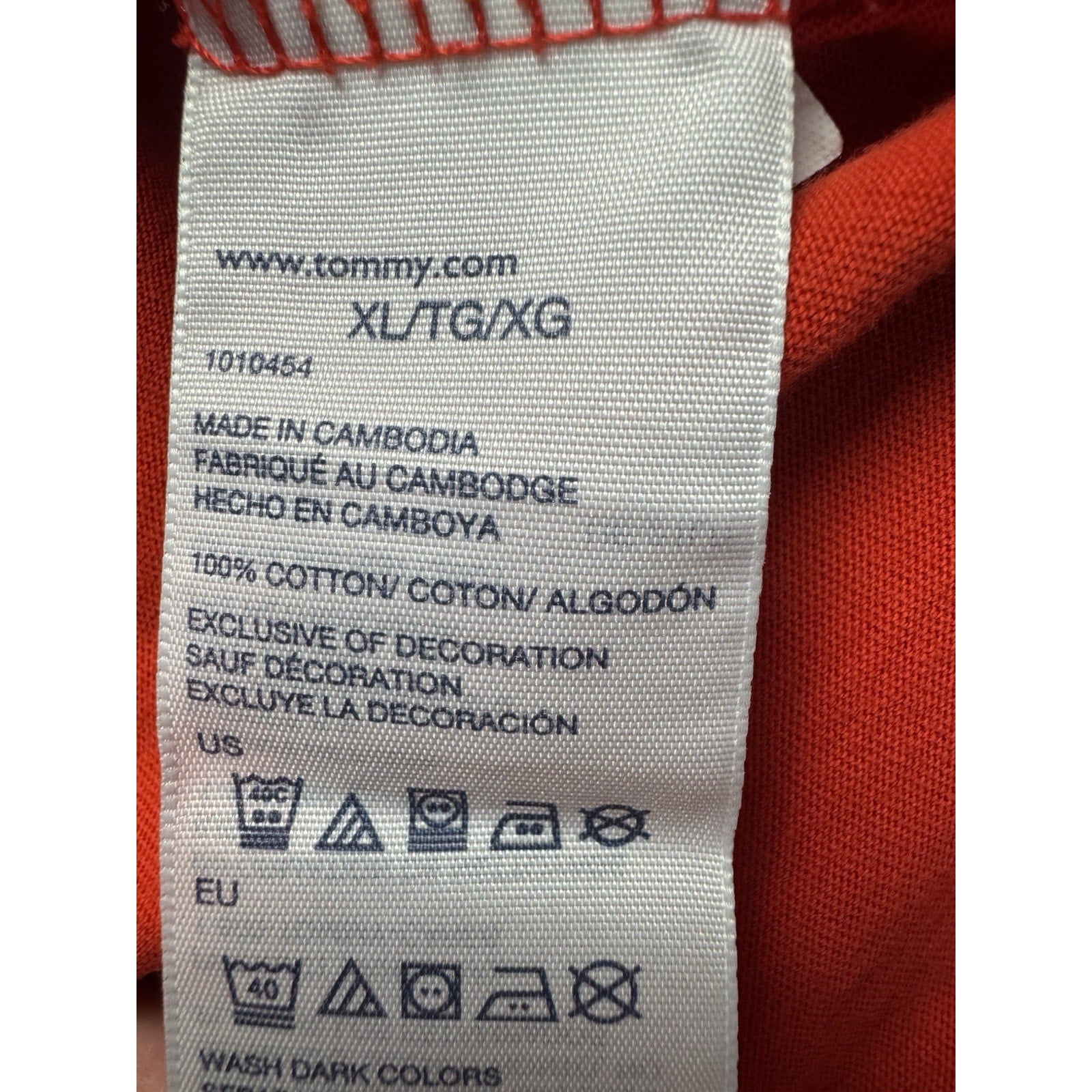 TOMMY HILFIGER T-Shirt Men's XL Red Short Sleeve Crew Neck 100% Cotton Pullover