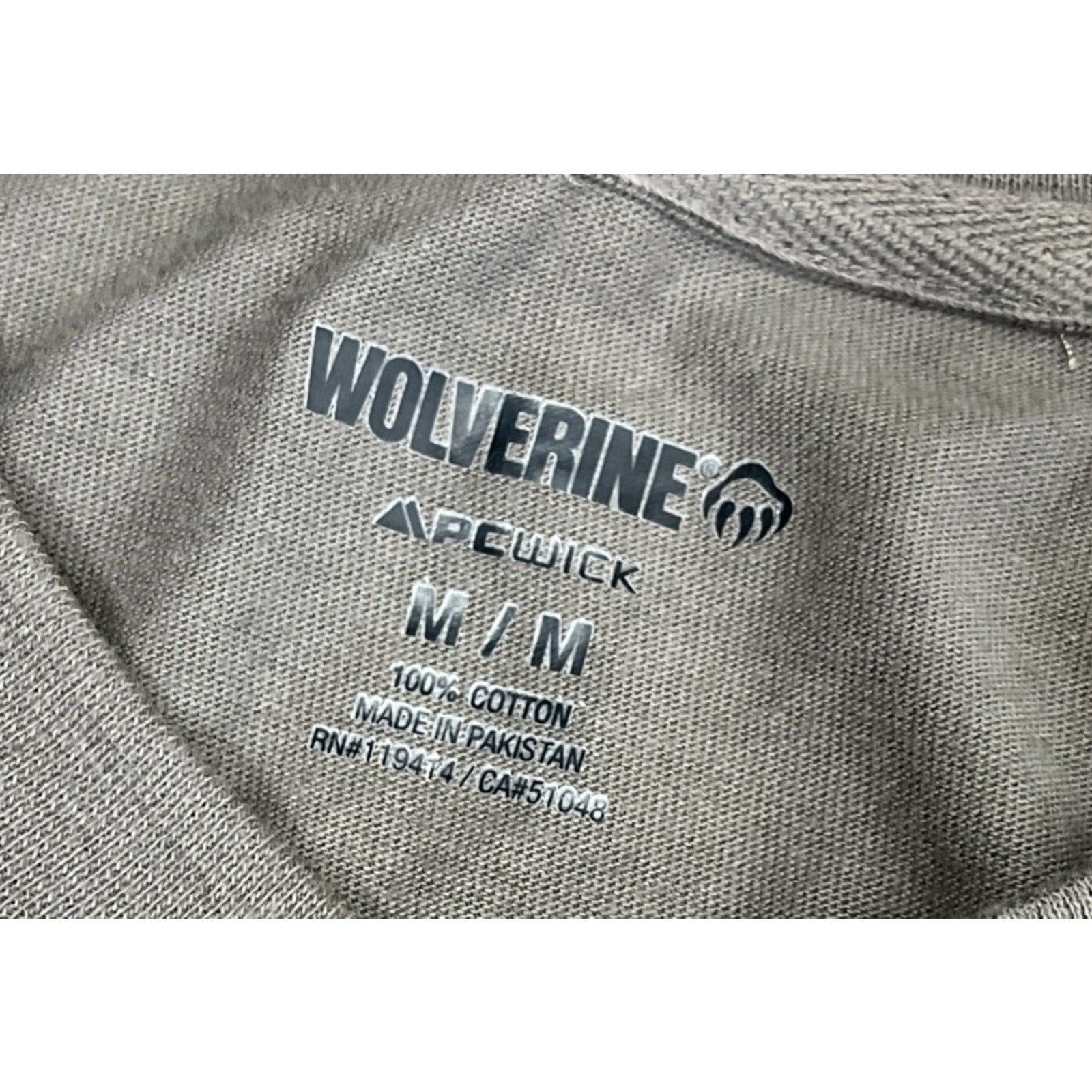 NWT Wolverine PC Wick Renegade Hly SS Gravel Pocket T Shirt Size Medium