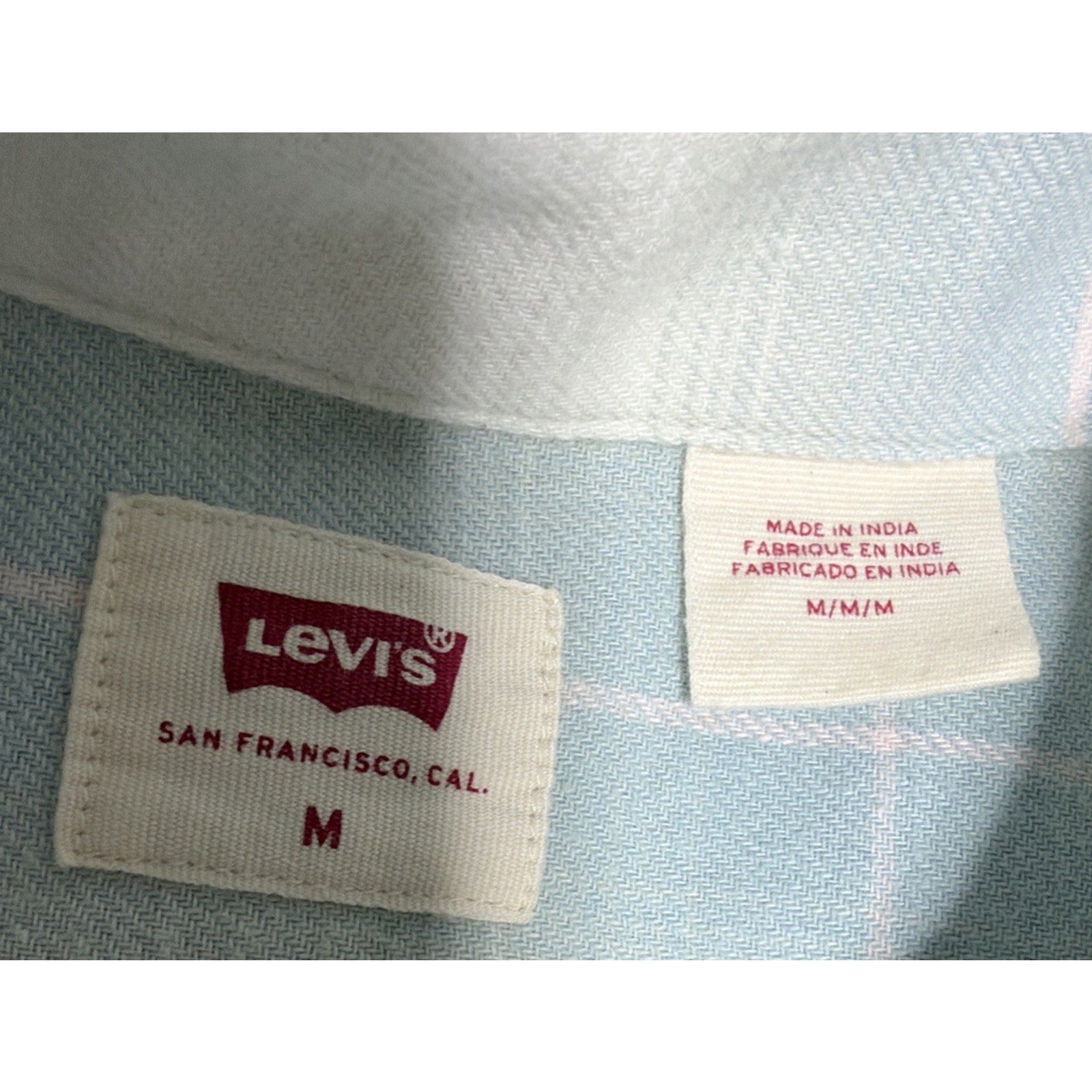Levi's WoMen's Blue White Plaid Flannel Button-Up Shirt Long Sleeve M