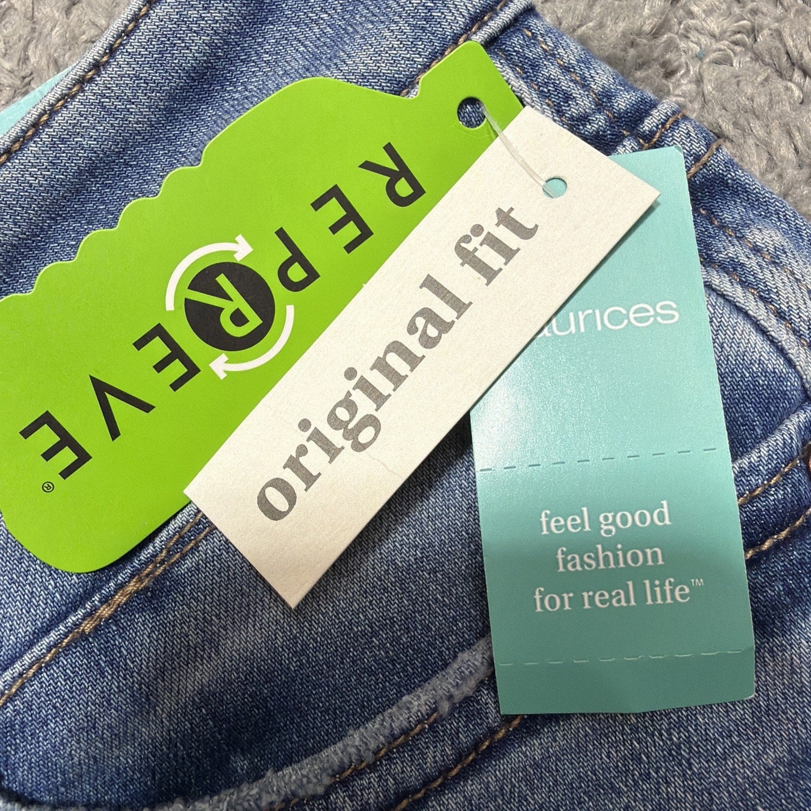Maurices Everflex Jeans Women's 8 Original Fit High Rise Crop Blue Denim NWT