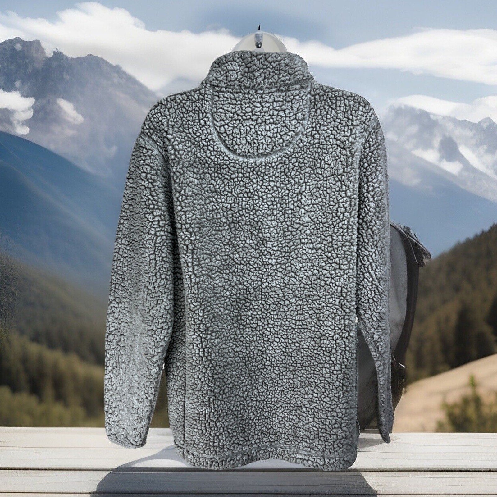 Katydid Gray Frosty Tipped Sherpa Pullover Size Medium