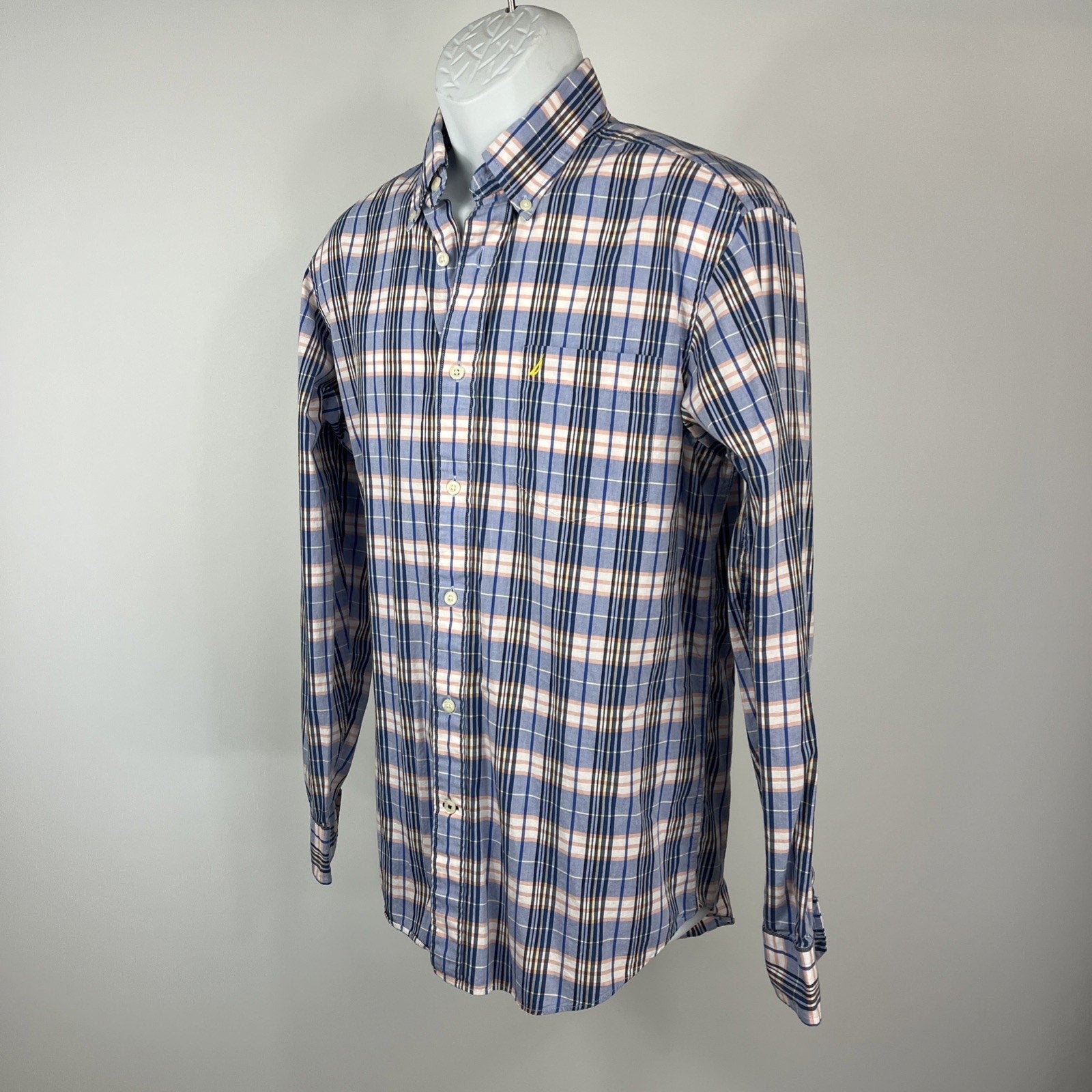 Nautica Button Up Shirt Men M Blue Check Long Sleeve Wrinkle Resistant